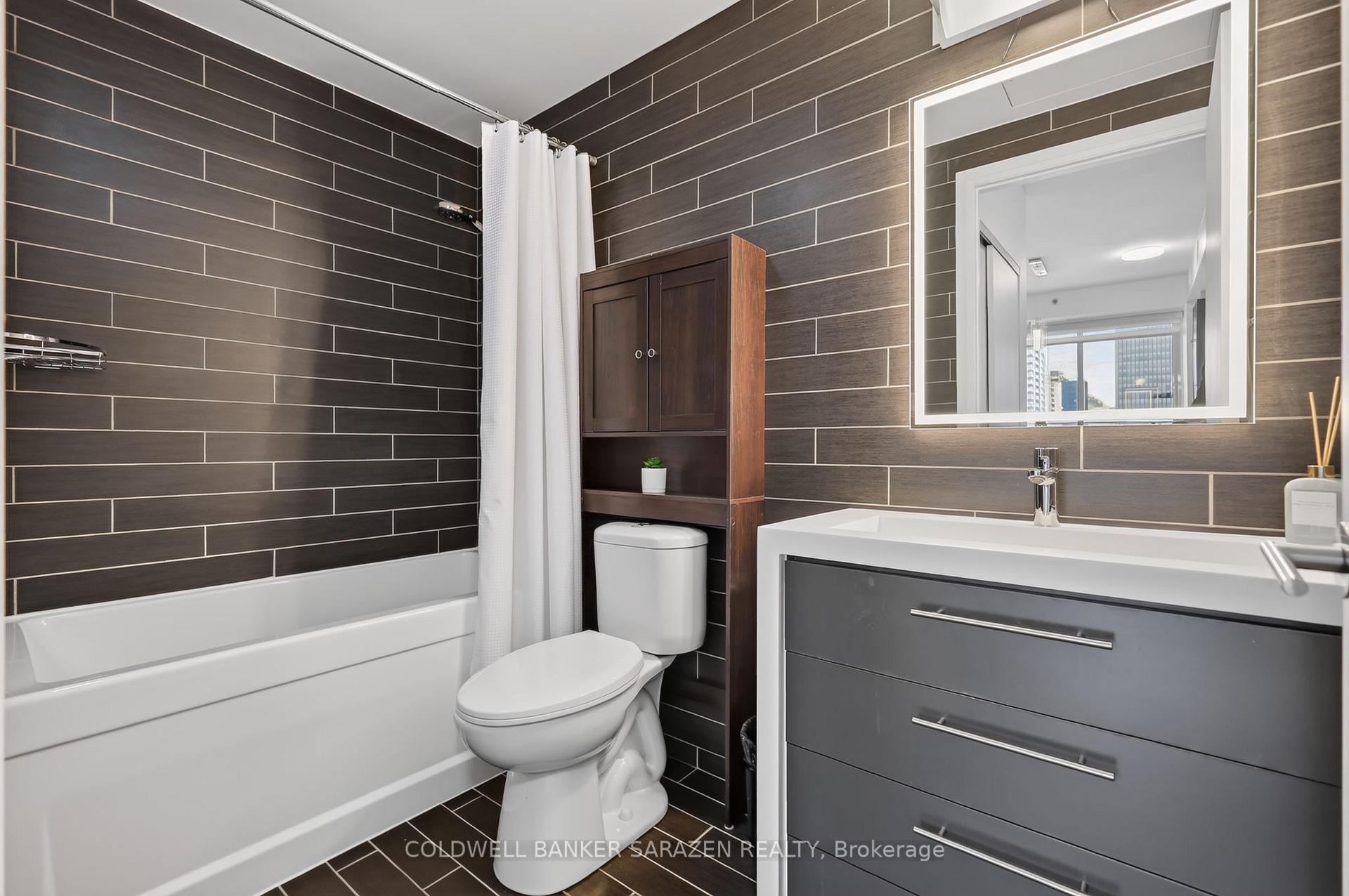 Photo 16 of Unit 1702, 428 Sparks Street, Ottawa, Ottawa Centre — HOMEH