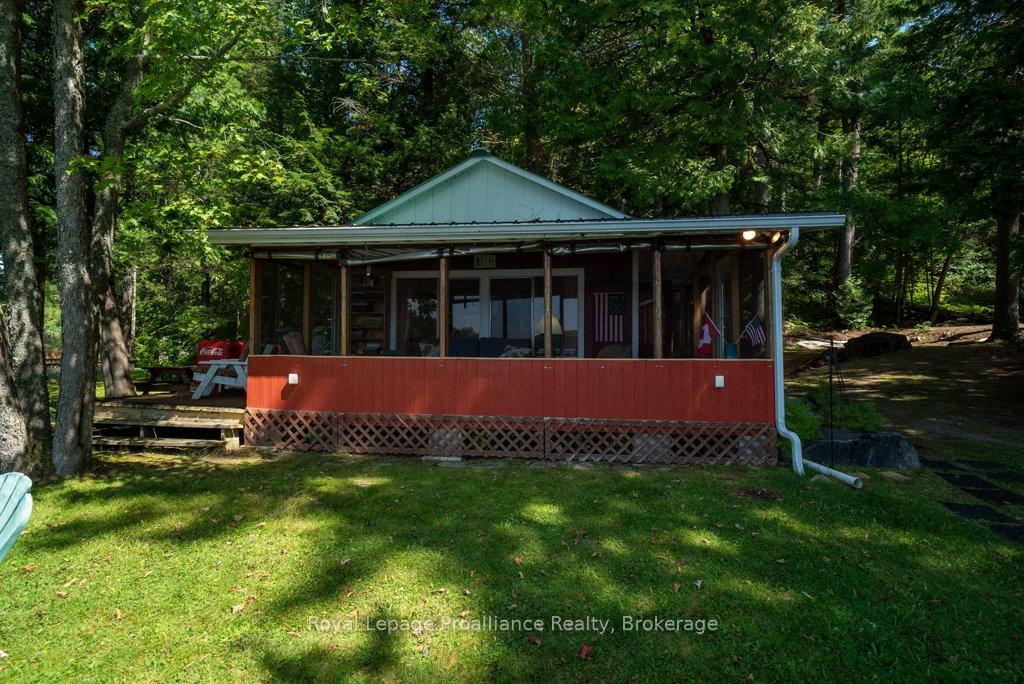 Photo 4 of 1117B Twin Pine Lane, Frontenac, Frontenac North — HOMEH