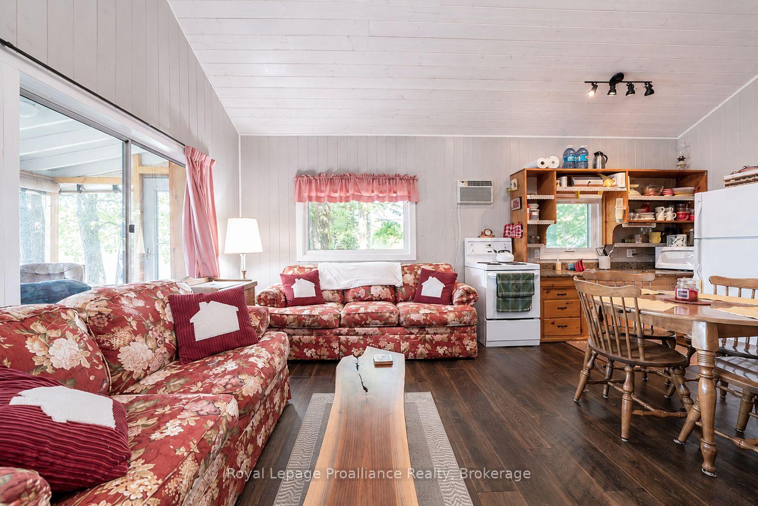 Photo 15 of 1117B Twin Pine Lane, Frontenac, Frontenac North — HOMEH