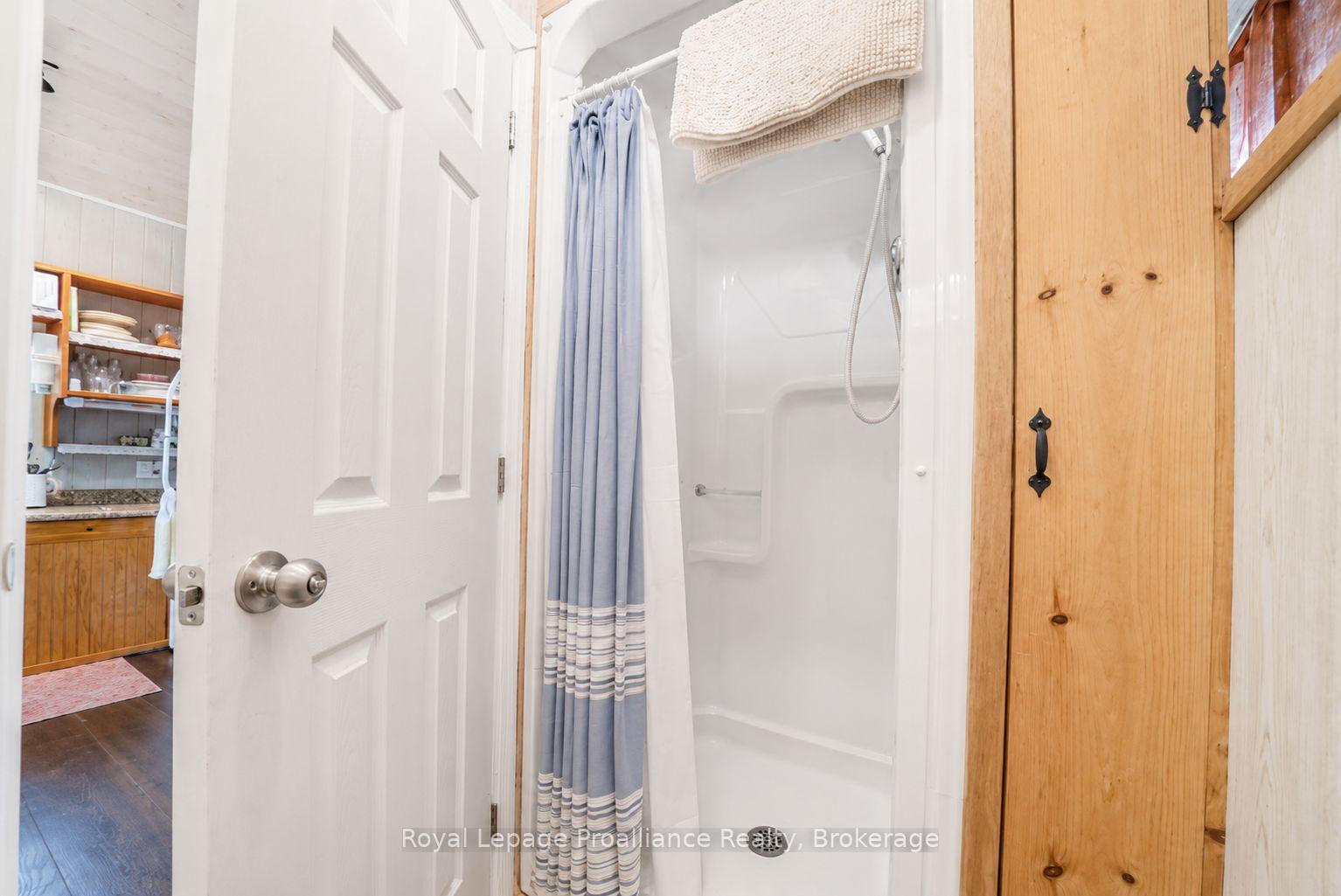 Photo 21 of 1117B Twin Pine Lane, Frontenac, Frontenac North — HOMEH