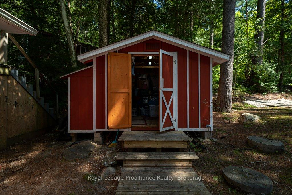 Photo 31 of 1117B Twin Pine Lane, Frontenac, Frontenac North — HOMEH
