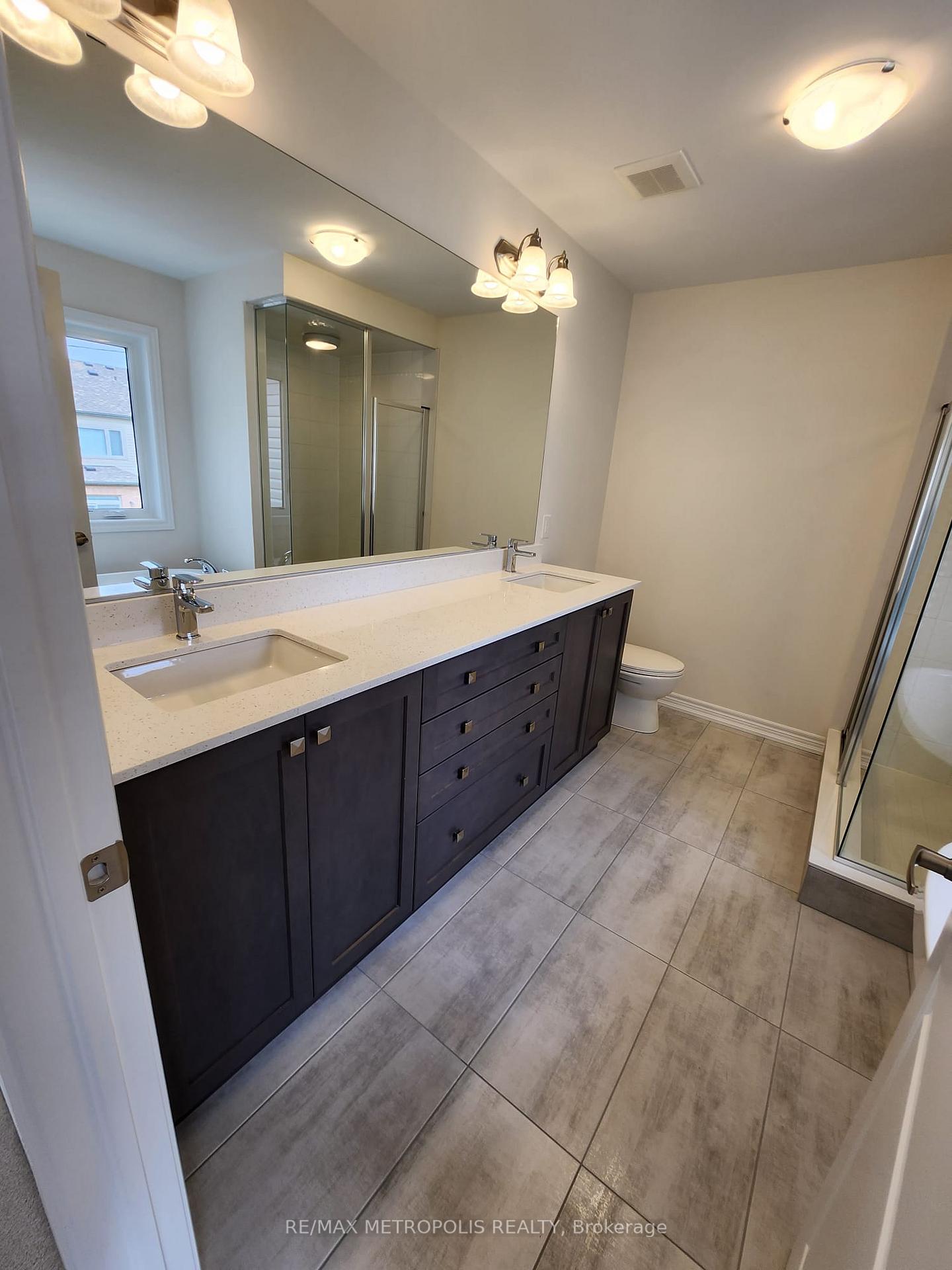Photo 16 of 15 Georgina Street, Kitchener, Pioneer Park/Doon/Wyldwoods — HOMEH