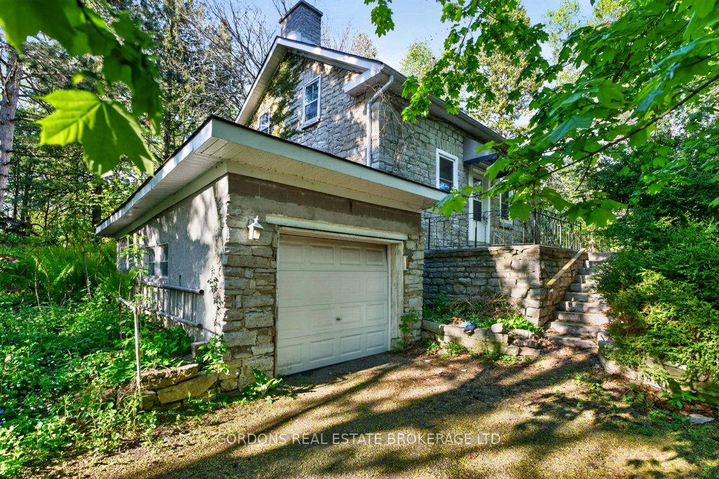 Photo 25 of 1000 Unity Road, Kingston, City North of 401 — HOMEH