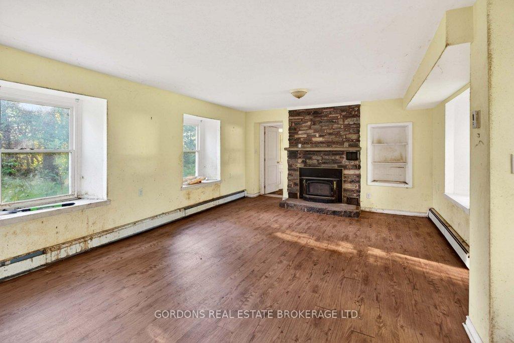 Photo 35 of 1000 Unity Road, Kingston, City North of 401 — HOMEH