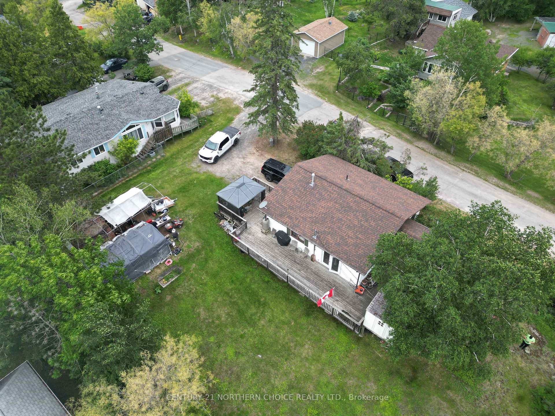 Photo 2 of 523 Lake Street, Kenora, Keewatin — HOMEH