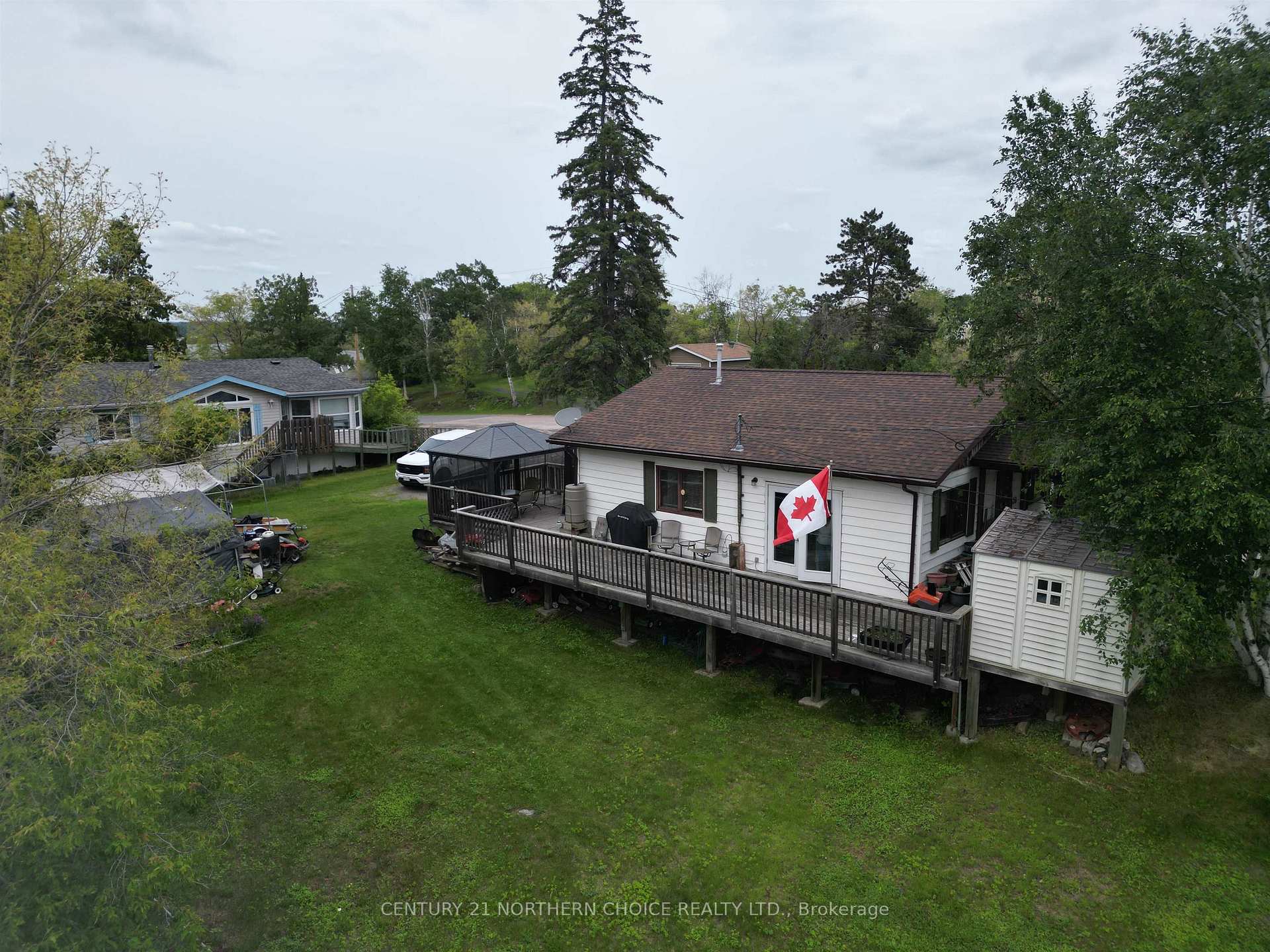 Photo 4 of 523 Lake Street, Kenora, Keewatin — HOMEH