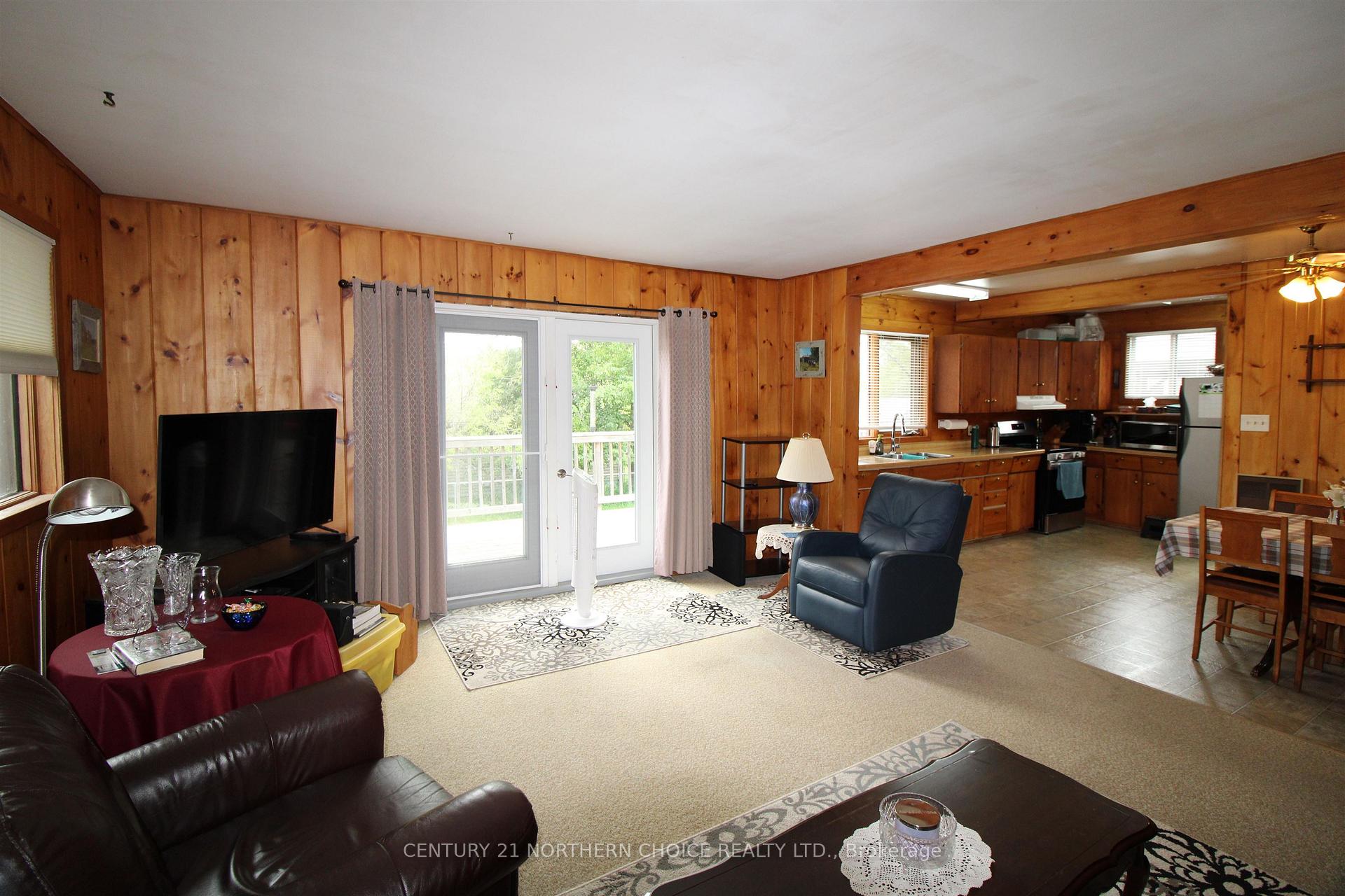 Photo 6 of 523 Lake Street, Kenora, Keewatin — HOMEH