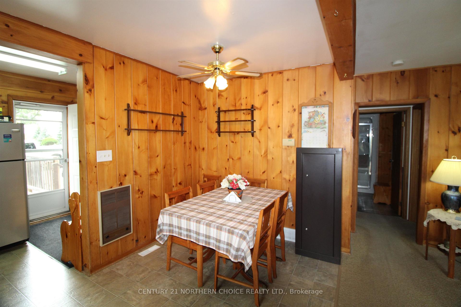 Photo 14 of 523 Lake Street, Kenora, Keewatin — HOMEH