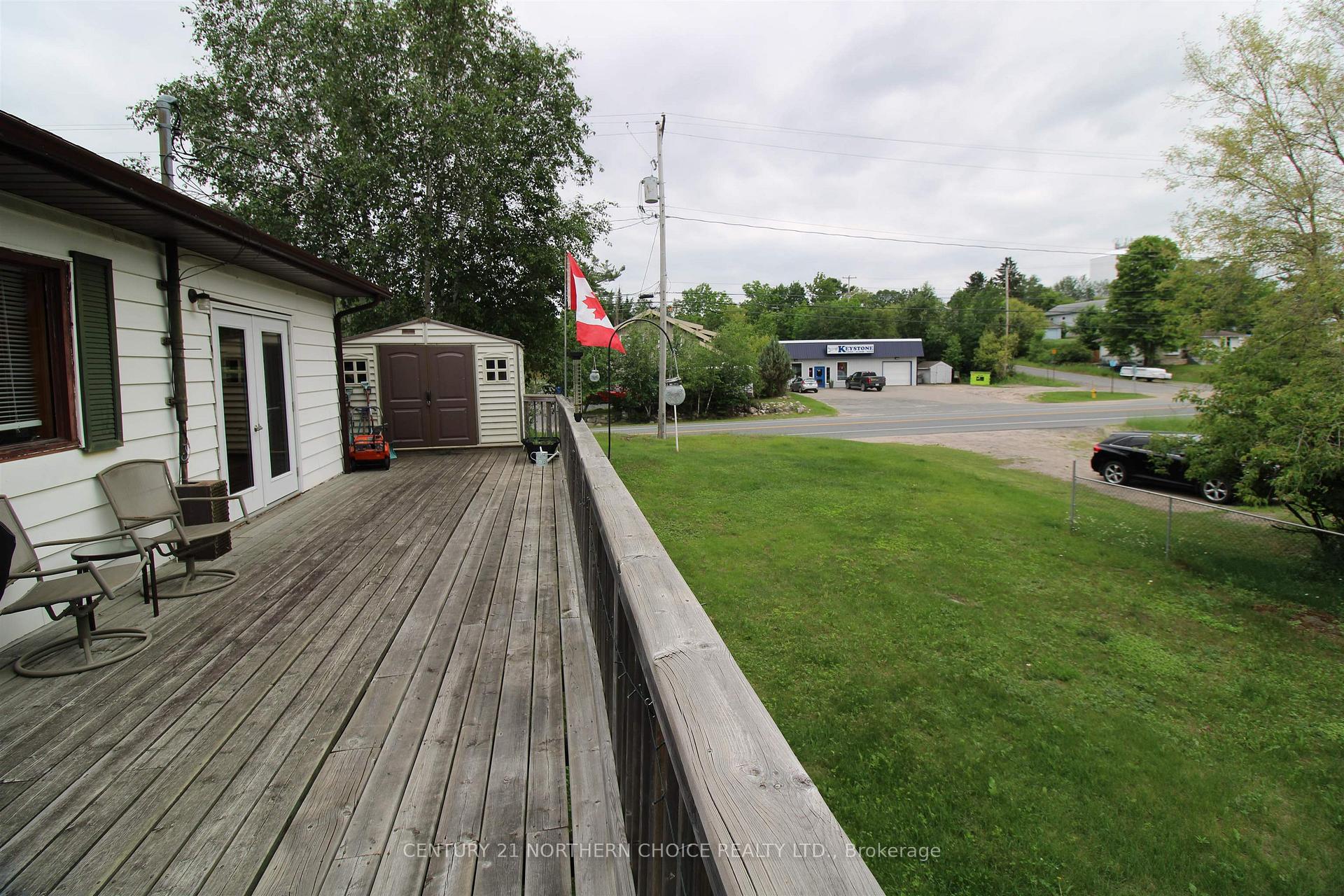 Photo 18 of 523 Lake Street, Kenora, Keewatin — HOMEH