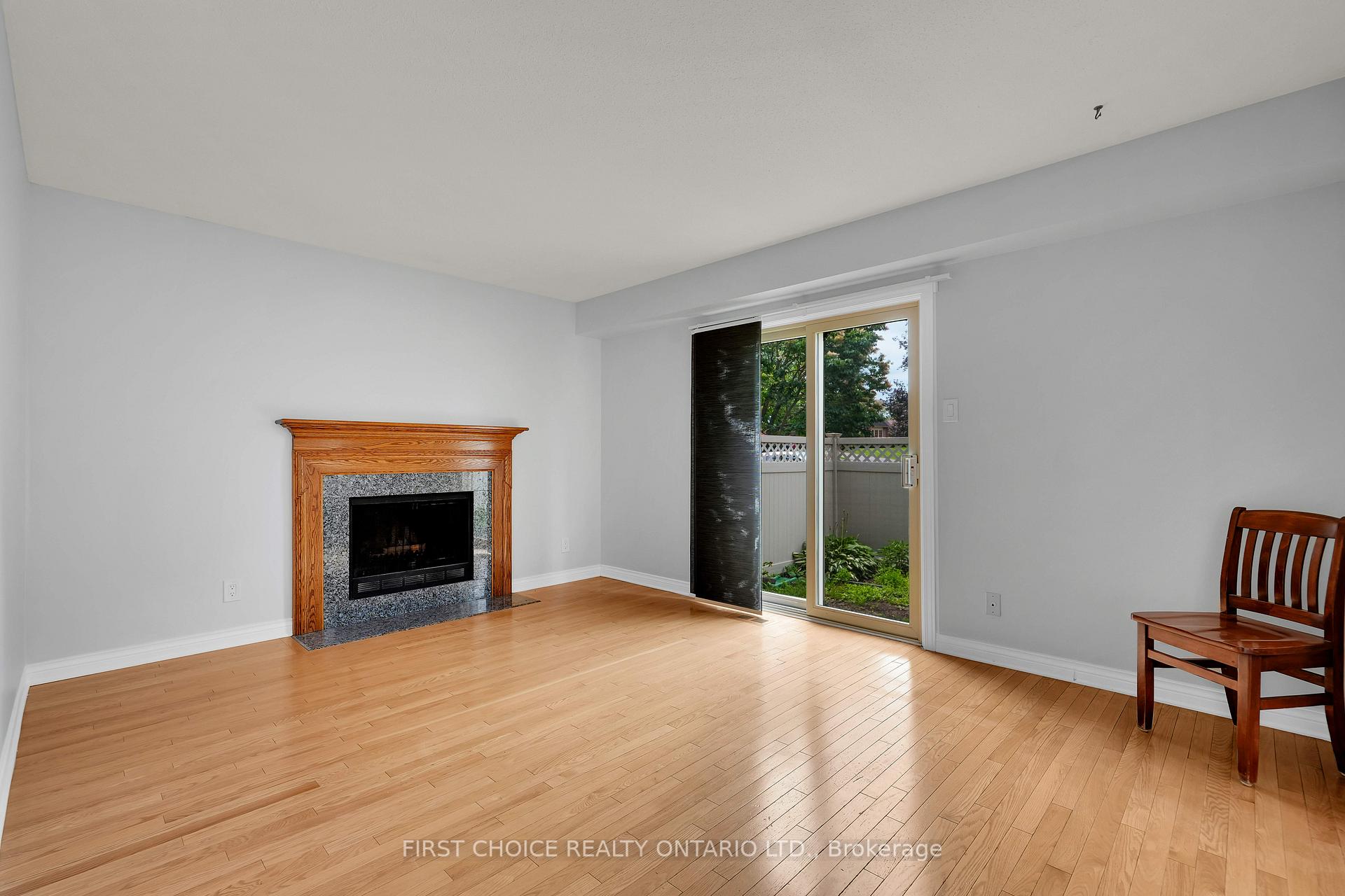Photo 16 of 100 Waxwing Drive, Ottawa, Hunt Club/Western Community — HOMEH