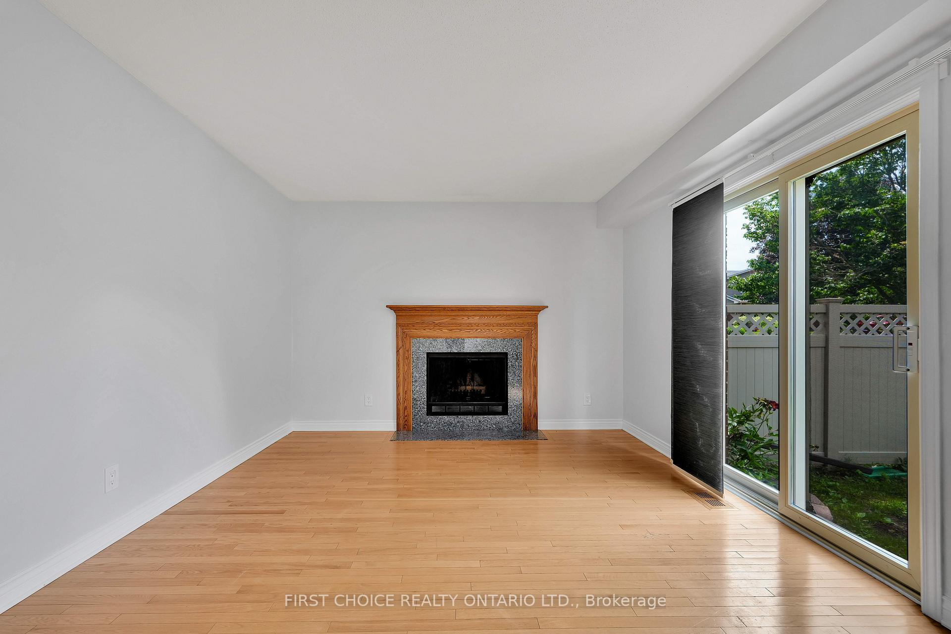 Photo 17 of 100 Waxwing Drive, Ottawa, Hunt Club/Western Community — HOMEH