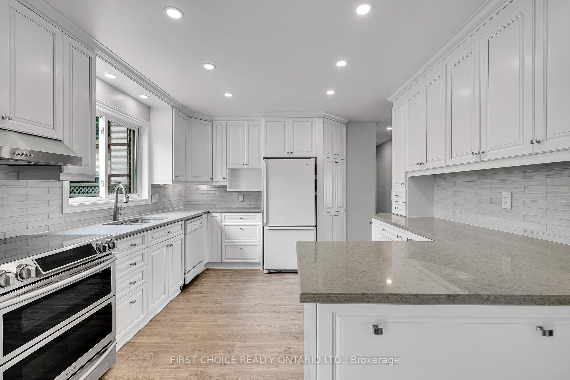 Photo 19 of 100 Waxwing Drive, Ottawa, Hunt Club/Western Community — HOMEH