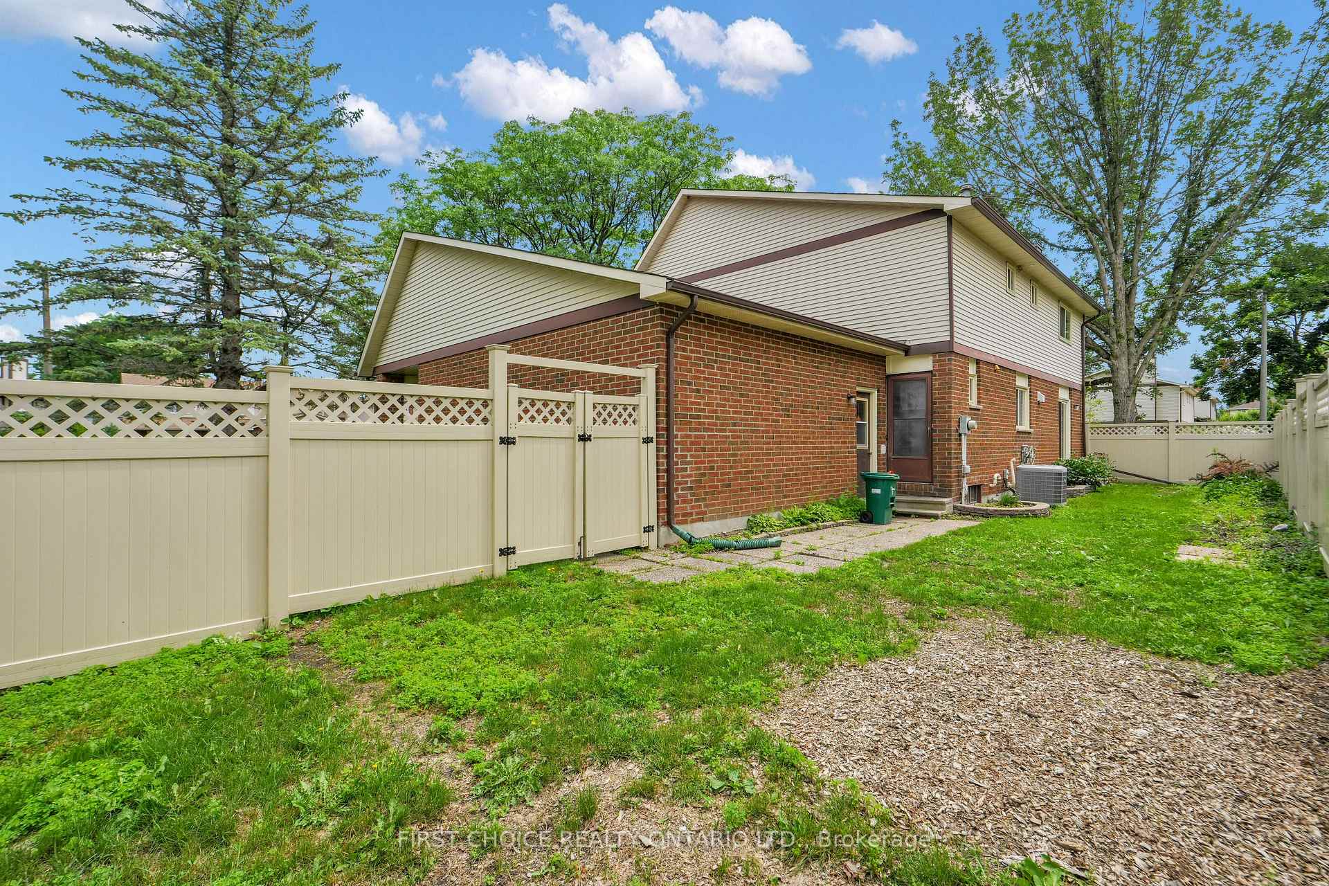 Photo 43 of 100 Waxwing Drive, Ottawa, Hunt Club/Western Community — HOMEH