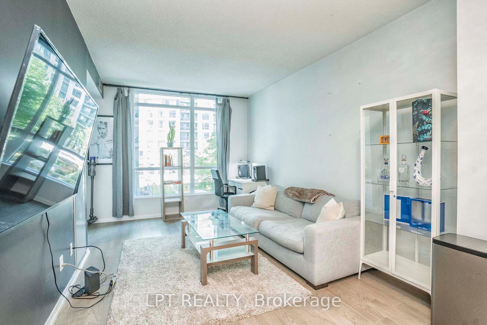 Photo 13 of Unit 217, 215 Fort York Boulevard, Toronto, Niagara — HOMEH