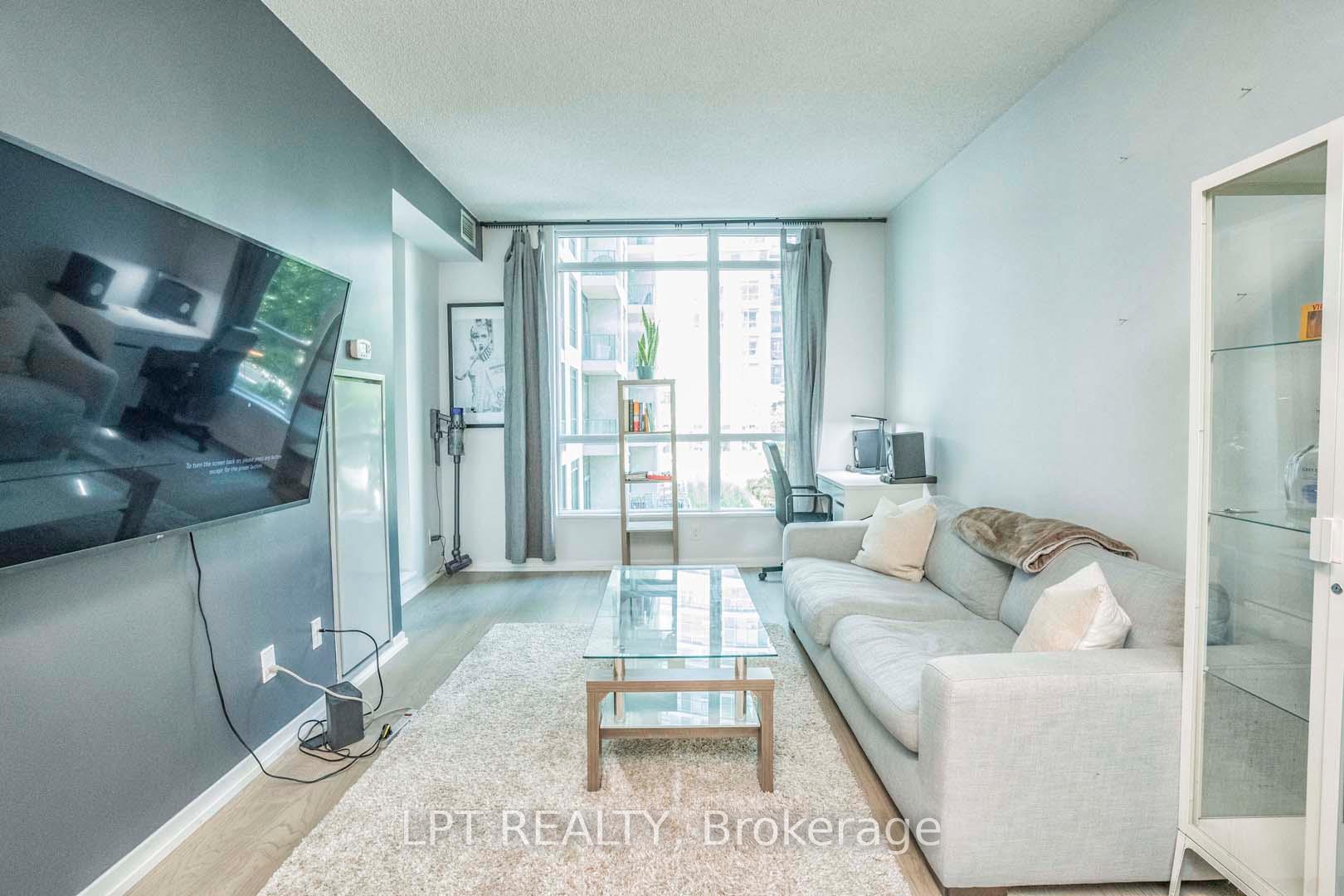 Photo 14 of Unit 217, 215 Fort York Boulevard, Toronto, Niagara — HOMEH