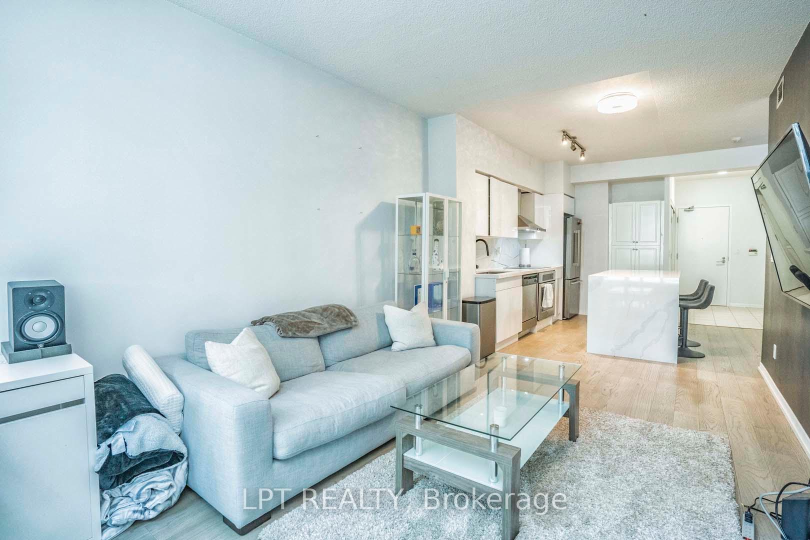 Photo 16 of Unit 217, 215 Fort York Boulevard, Toronto, Niagara — HOMEH