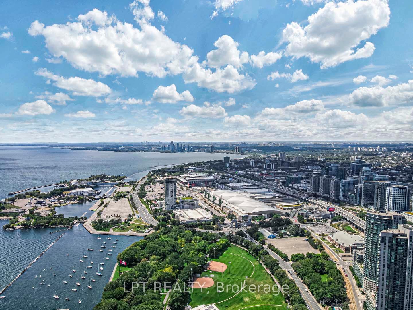 Photo 35 of Unit 217, 215 Fort York Boulevard, Toronto, Niagara — HOMEH