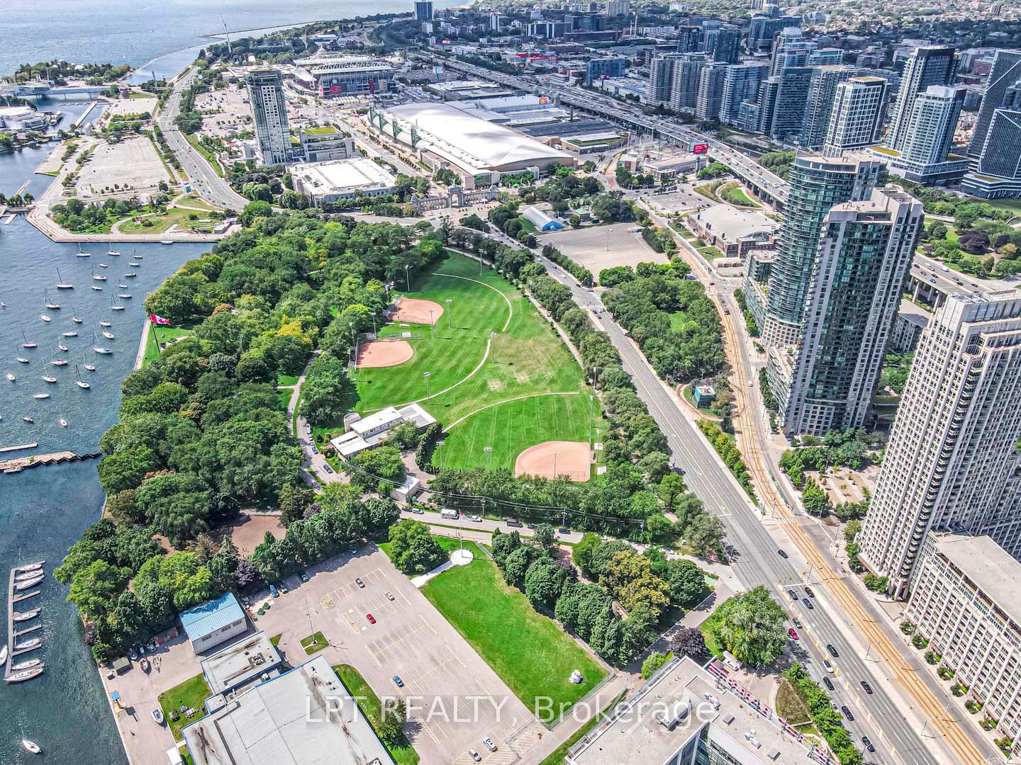 Photo 36 of Unit 217, 215 Fort York Boulevard, Toronto, Niagara — HOMEH