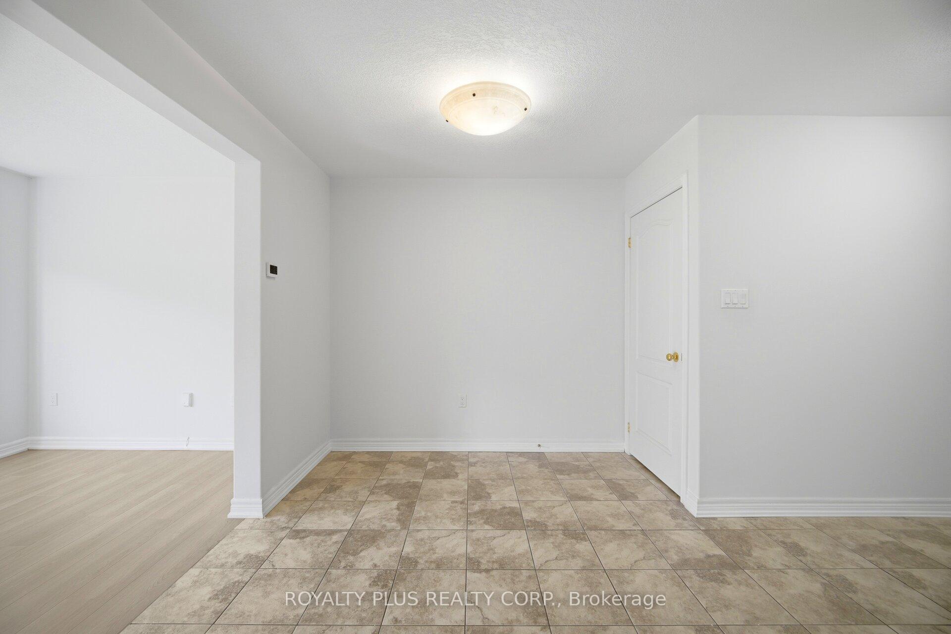 Photo 12 of 222 Hutchinson Drive, New Tecumseth, Alliston — HOMEH