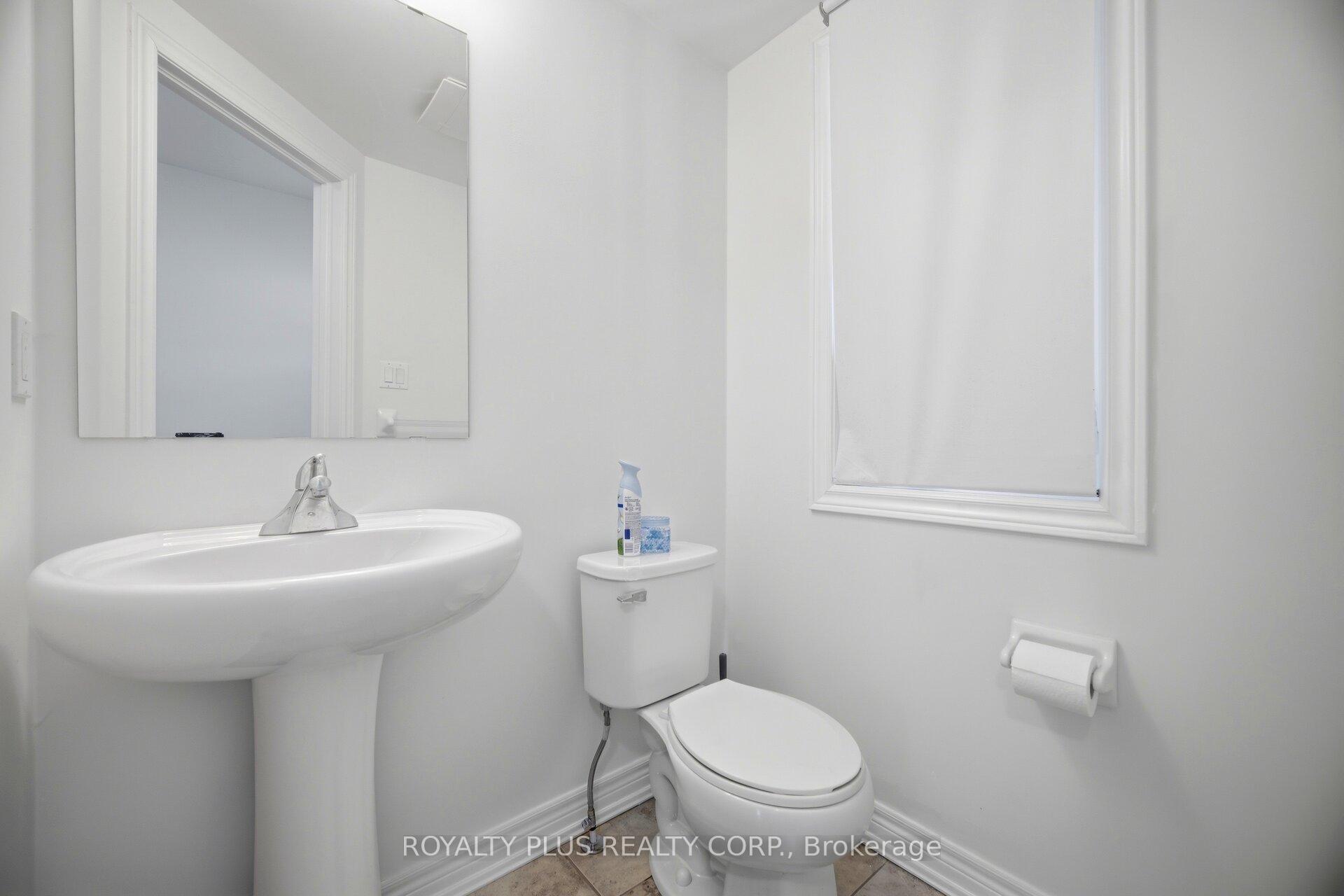 Photo 17 of 222 Hutchinson Drive, New Tecumseth, Alliston — HOMEH