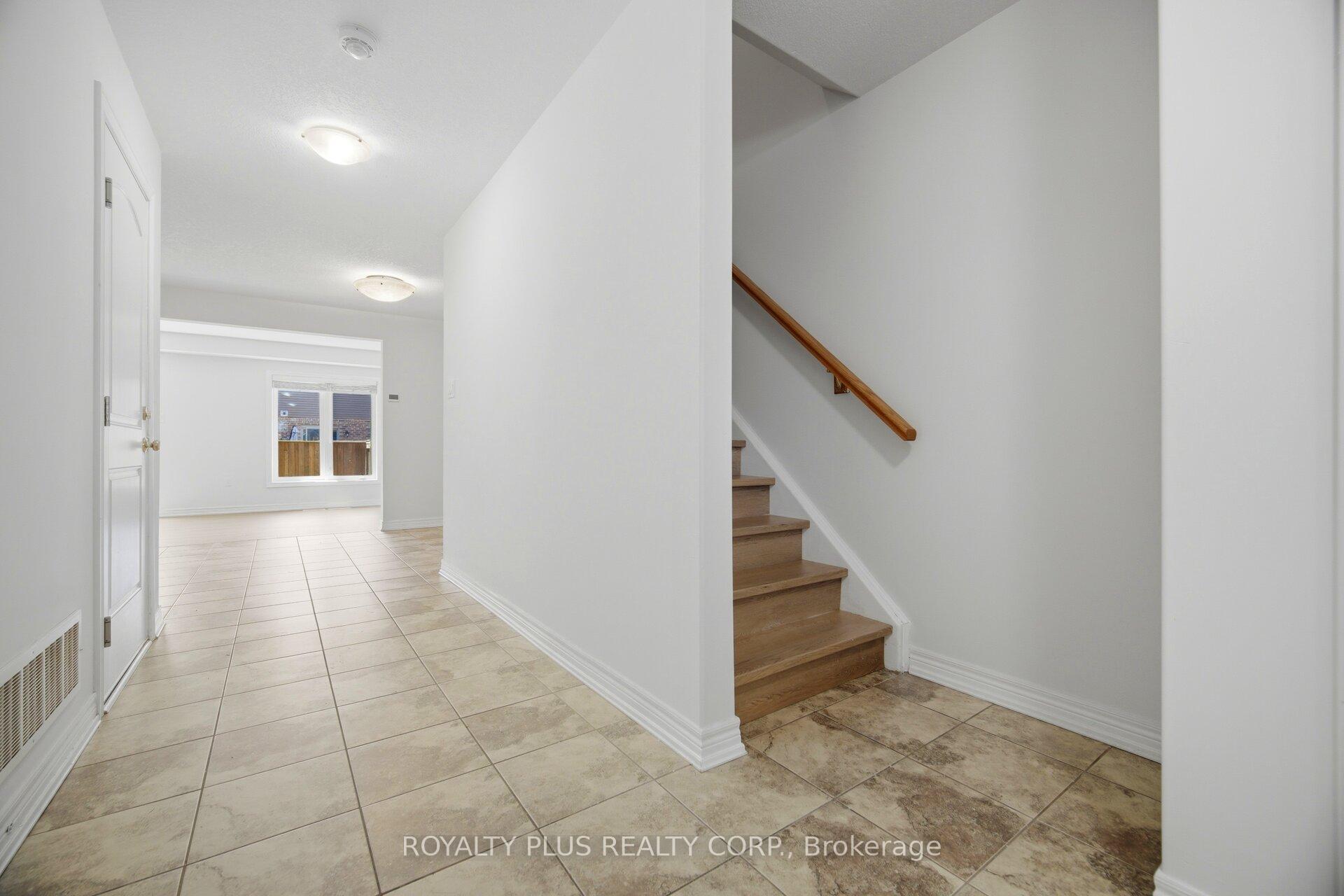 Photo 18 of 222 Hutchinson Drive, New Tecumseth, Alliston — HOMEH