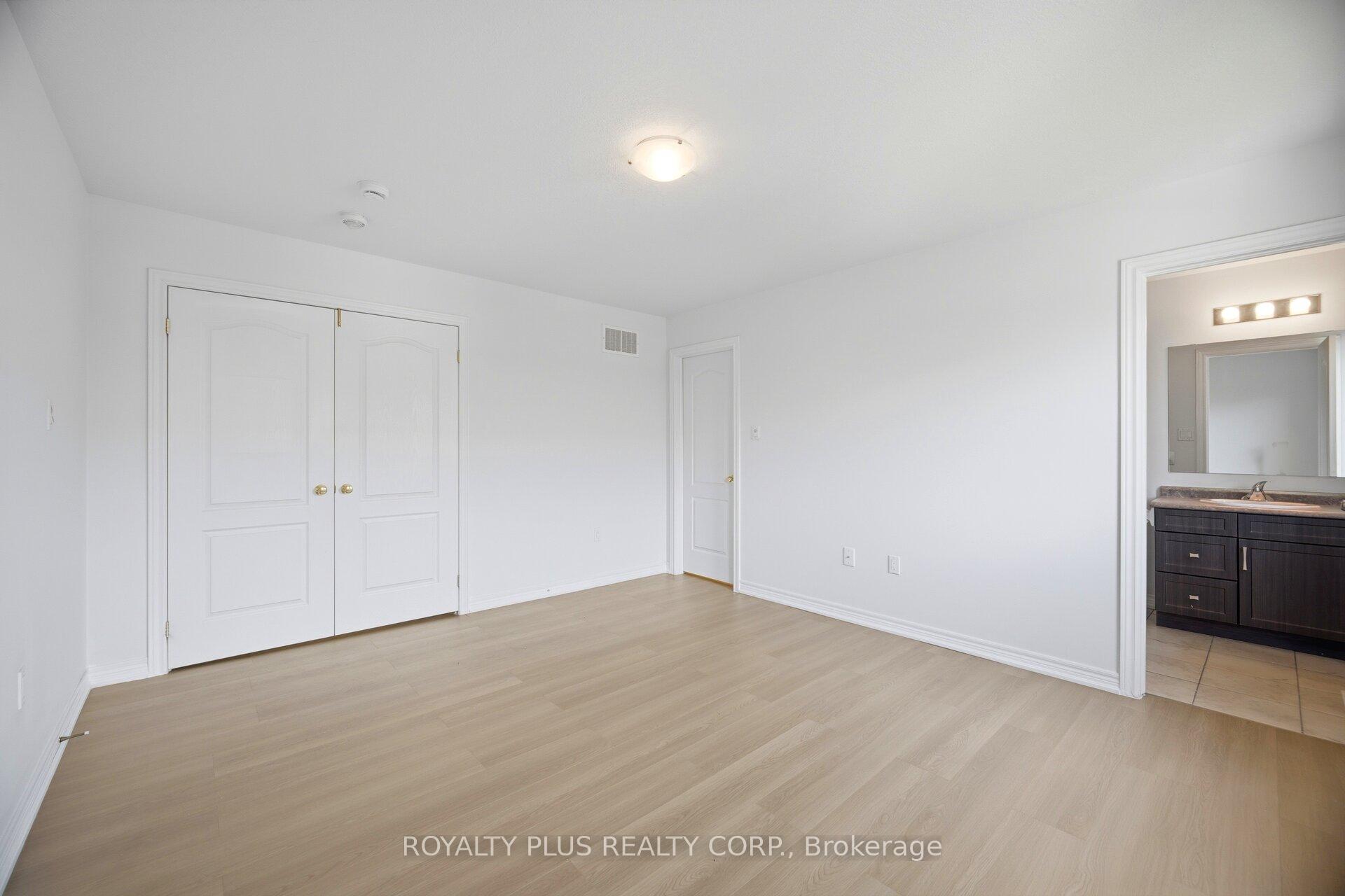 Photo 22 of 222 Hutchinson Drive, New Tecumseth, Alliston — HOMEH