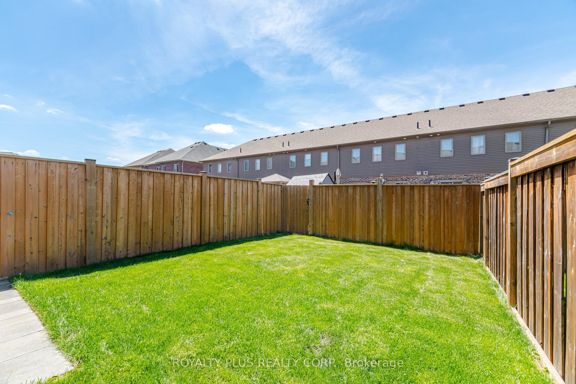 Photo 32 of 222 Hutchinson Drive, New Tecumseth, Alliston — HOMEH