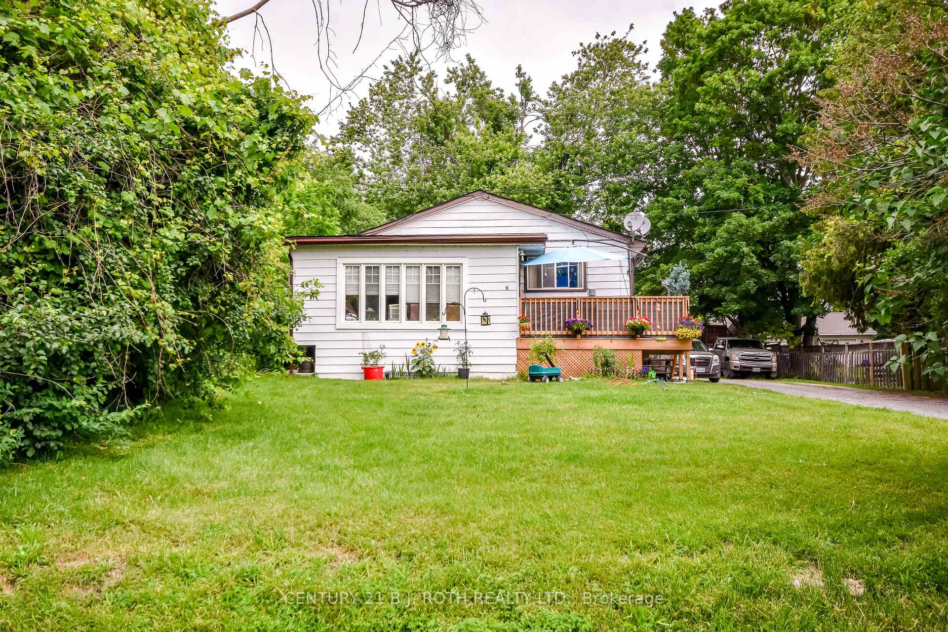 Photo 4 of 6 Caroline Street, Ramara, Atherley — HOMEH