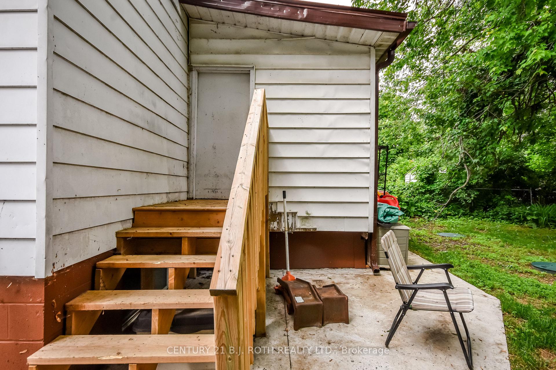 Photo 14 of 6 Caroline Street, Ramara, Atherley — HOMEH