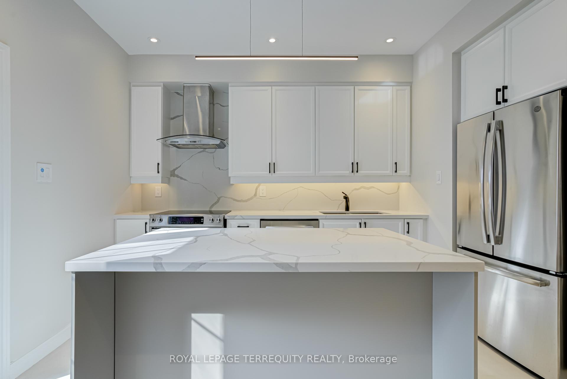 Photo 7 of 244 George Street, Toronto, Moss Park — HOMEH