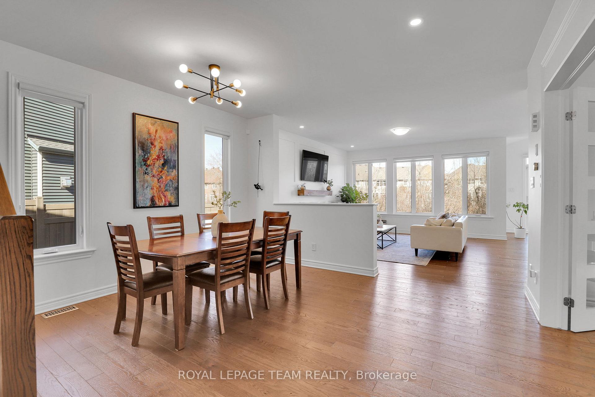 Photo 9 of 38 Sagebrush Crescent, Ottawa, Blossom Park/Kemp Park/Findlay Creek — HOMEH