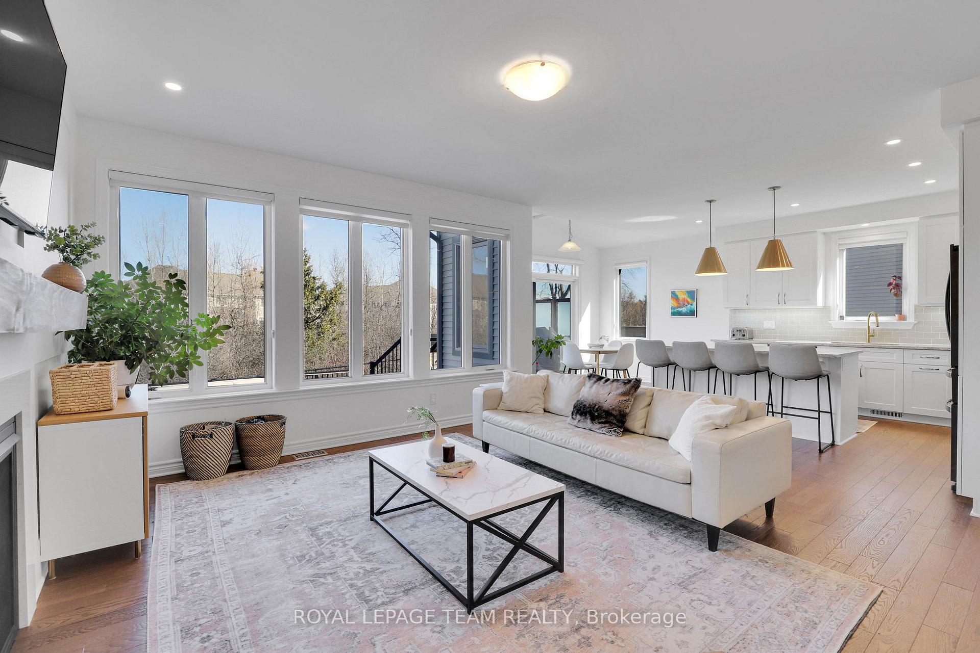 Photo 12 of 38 Sagebrush Crescent, Ottawa, Blossom Park/Kemp Park/Findlay Creek — HOMEH