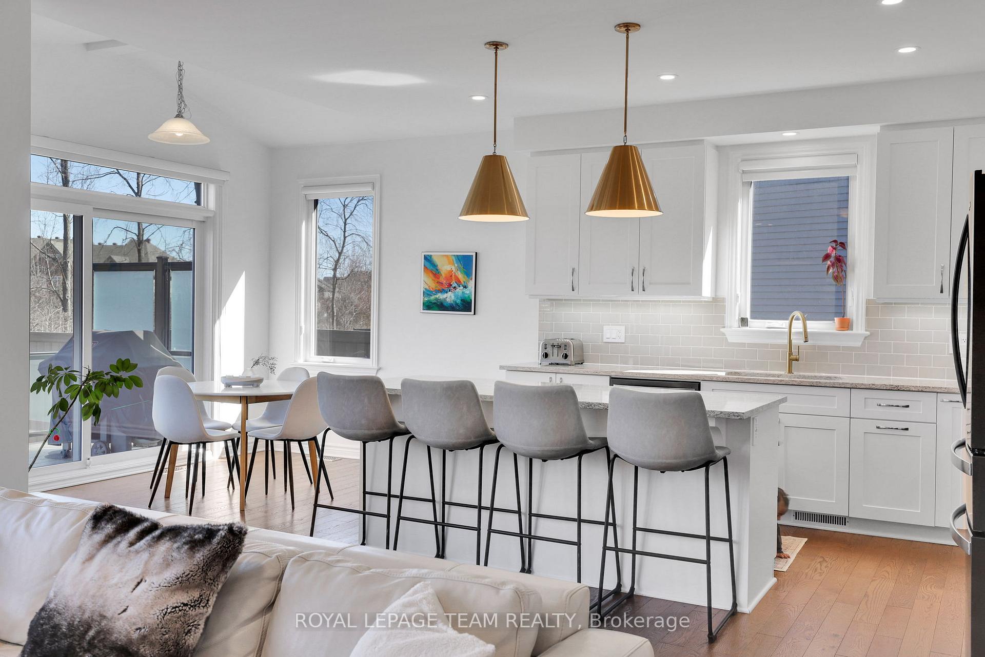 Photo 14 of 38 Sagebrush Crescent, Ottawa, Blossom Park/Kemp Park/Findlay Creek — HOMEH