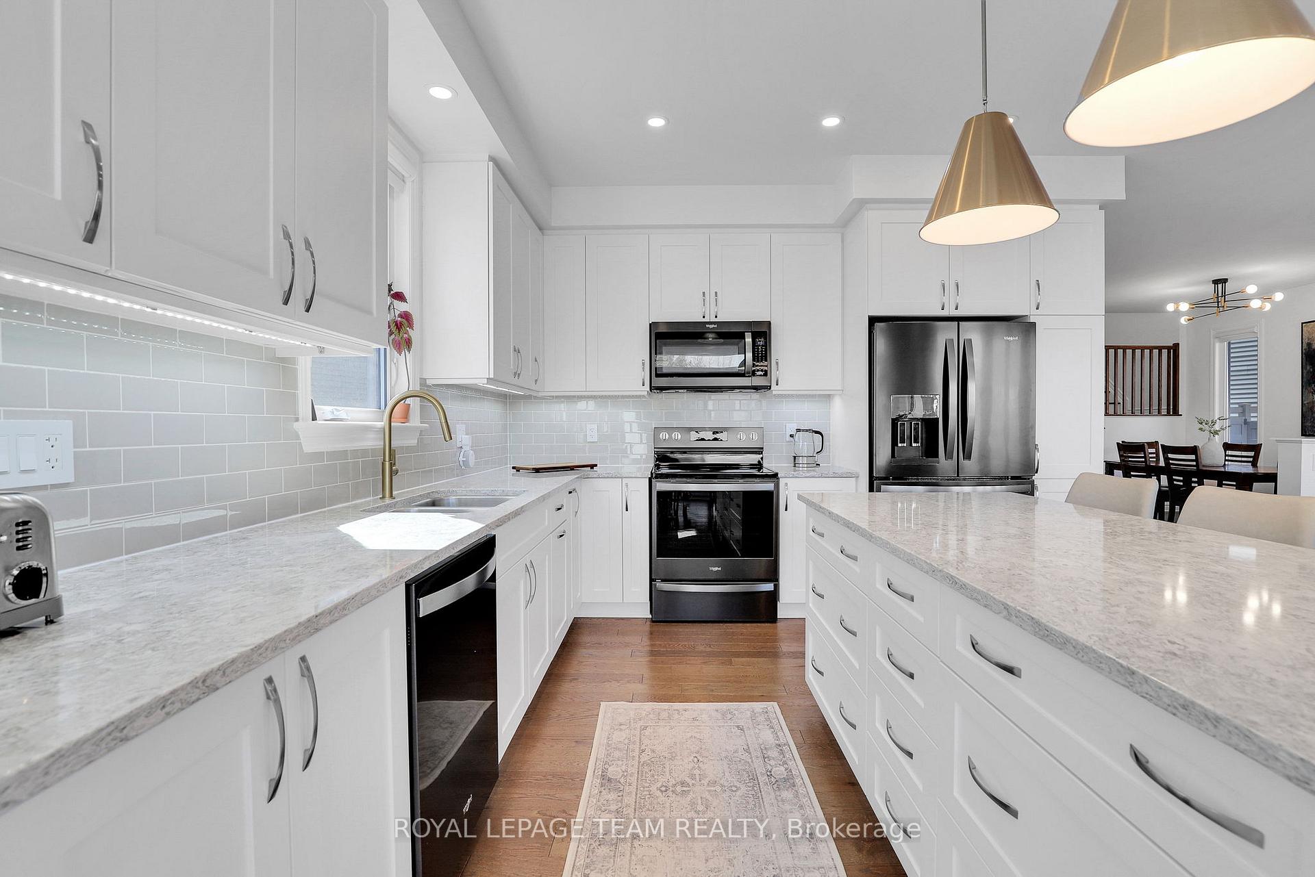 Photo 18 of 38 Sagebrush Crescent, Ottawa, Blossom Park/Kemp Park/Findlay Creek — HOMEH