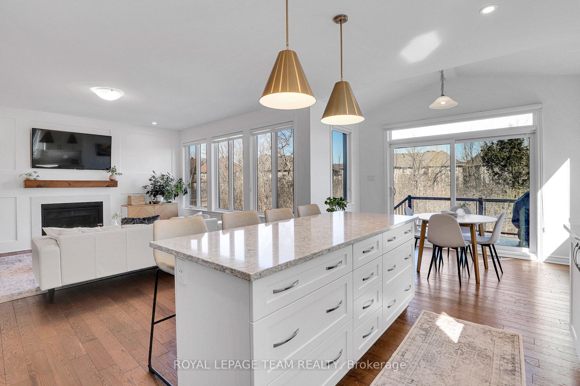 Photo 21 of 38 Sagebrush Crescent, Ottawa, Blossom Park/Kemp Park/Findlay Creek — HOMEH