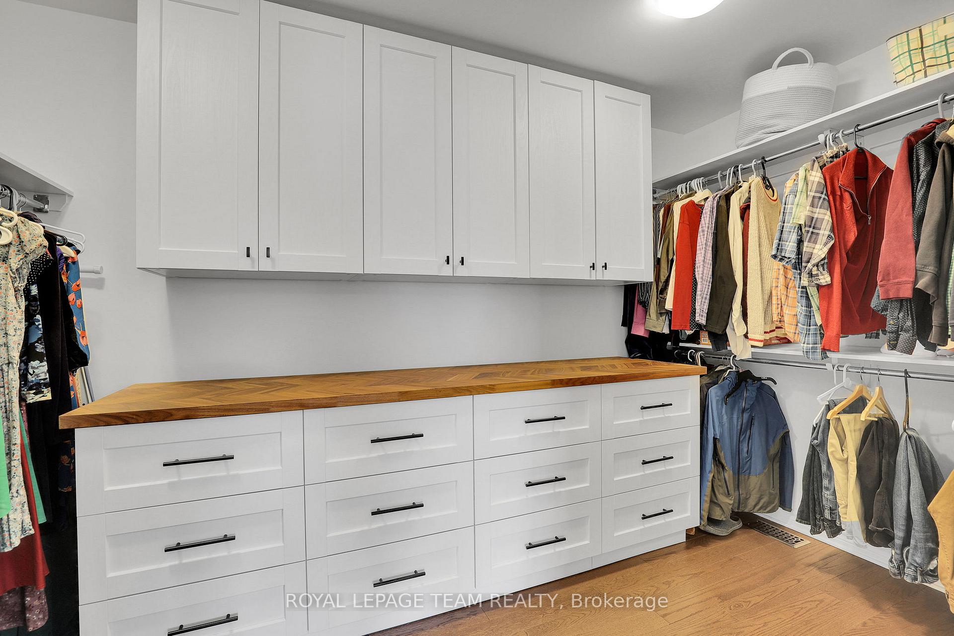 Photo 33 of 38 Sagebrush Crescent, Ottawa, Blossom Park/Kemp Park/Findlay Creek — HOMEH