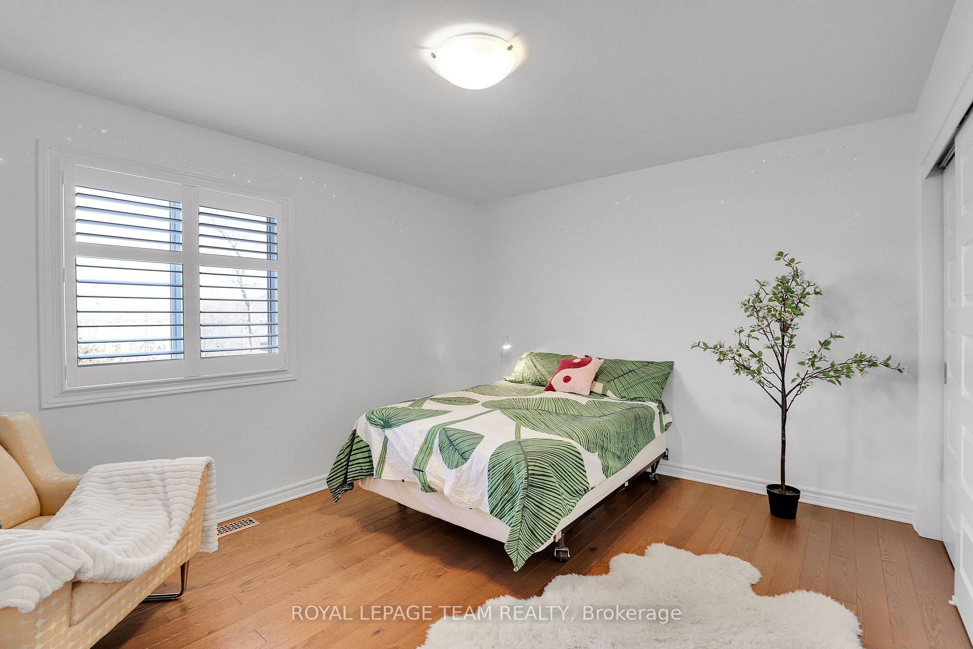 Photo 34 of 38 Sagebrush Crescent, Ottawa, Blossom Park/Kemp Park/Findlay Creek — HOMEH