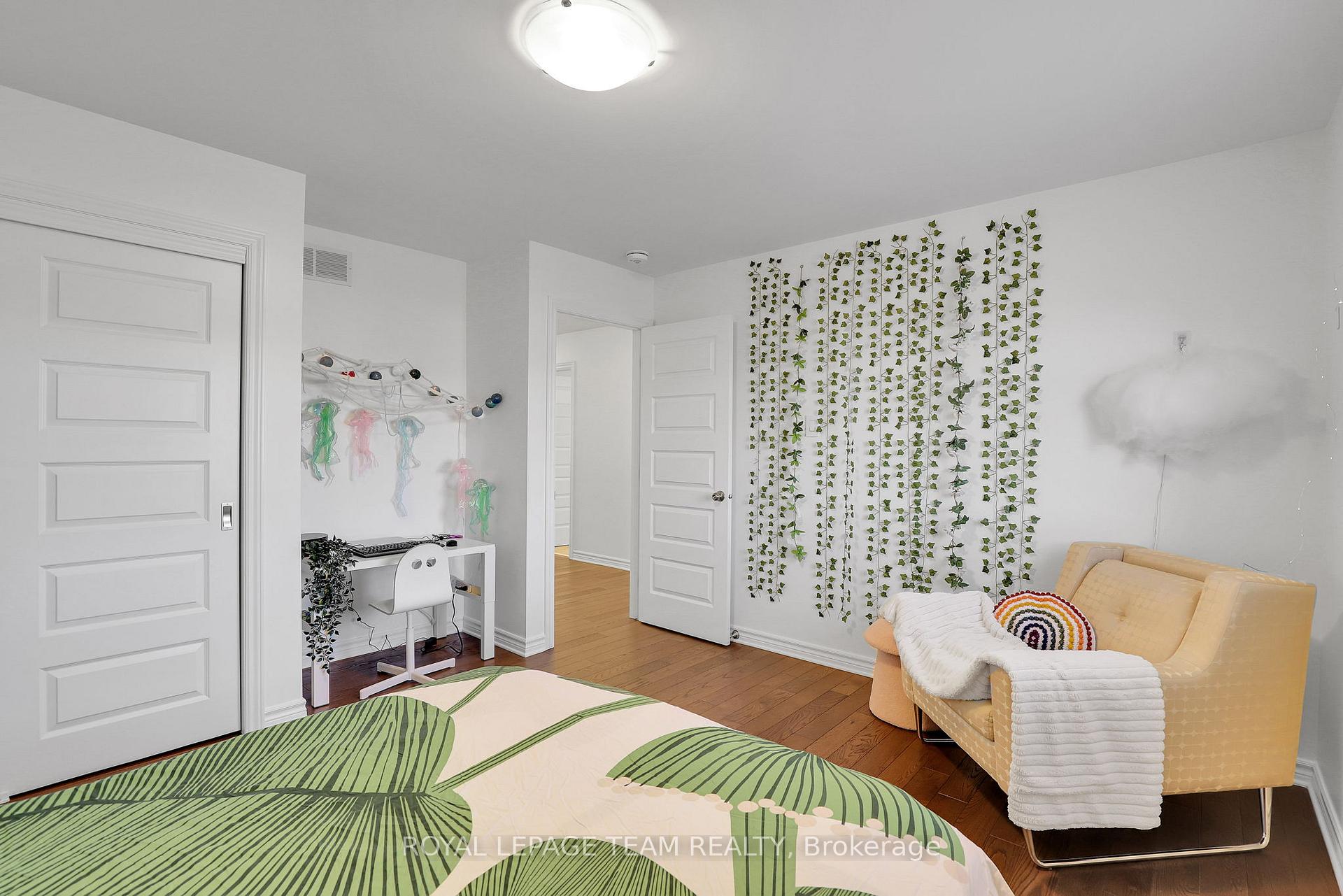 Photo 35 of 38 Sagebrush Crescent, Ottawa, Blossom Park/Kemp Park/Findlay Creek — HOMEH