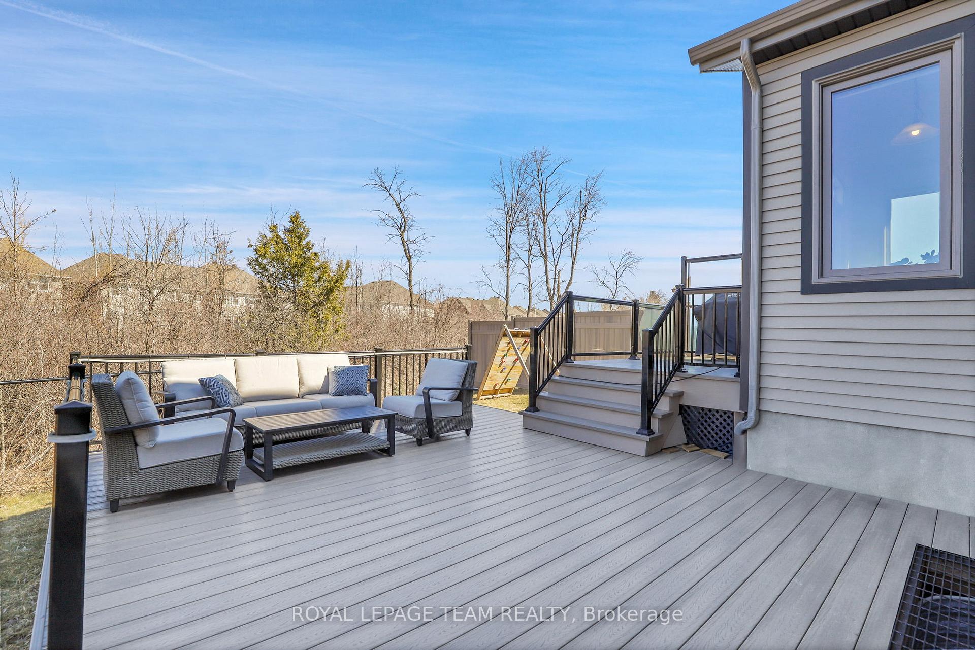 Photo 43 of 38 Sagebrush Crescent, Ottawa, Blossom Park/Kemp Park/Findlay Creek — HOMEH