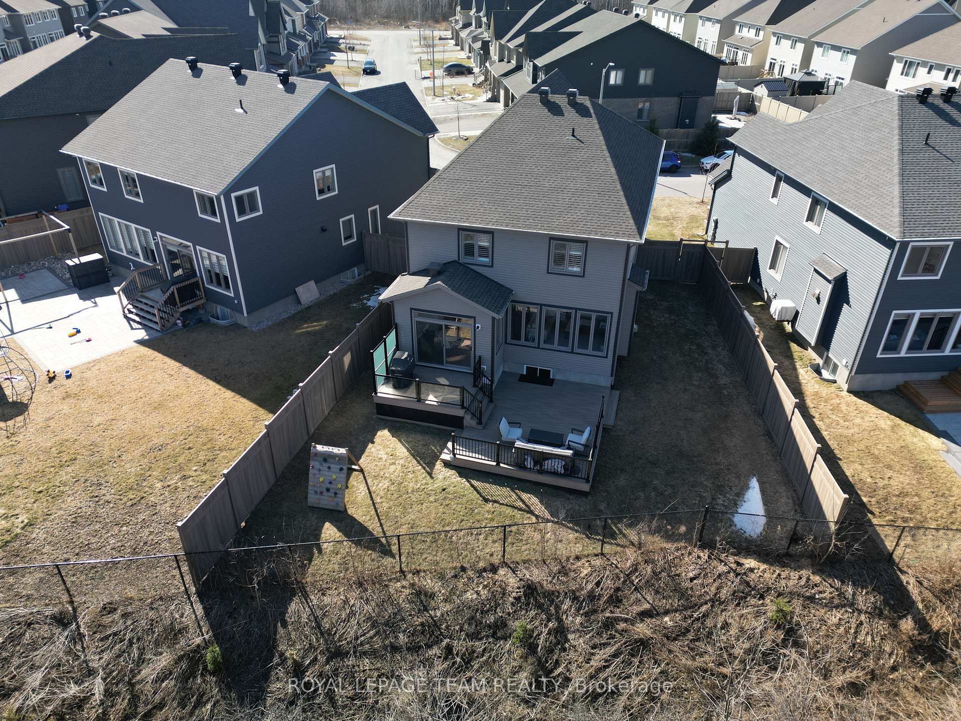 Photo 47 of 38 Sagebrush Crescent, Ottawa, Blossom Park/Kemp Park/Findlay Creek — HOMEH