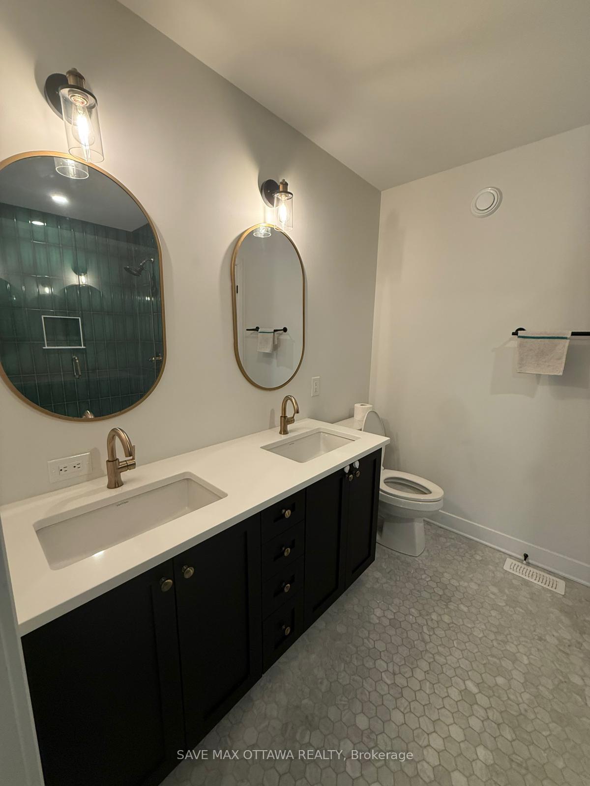 Photo 10 of 92 Longworth Avenue, Ottawa, Leitrim — HOMEH