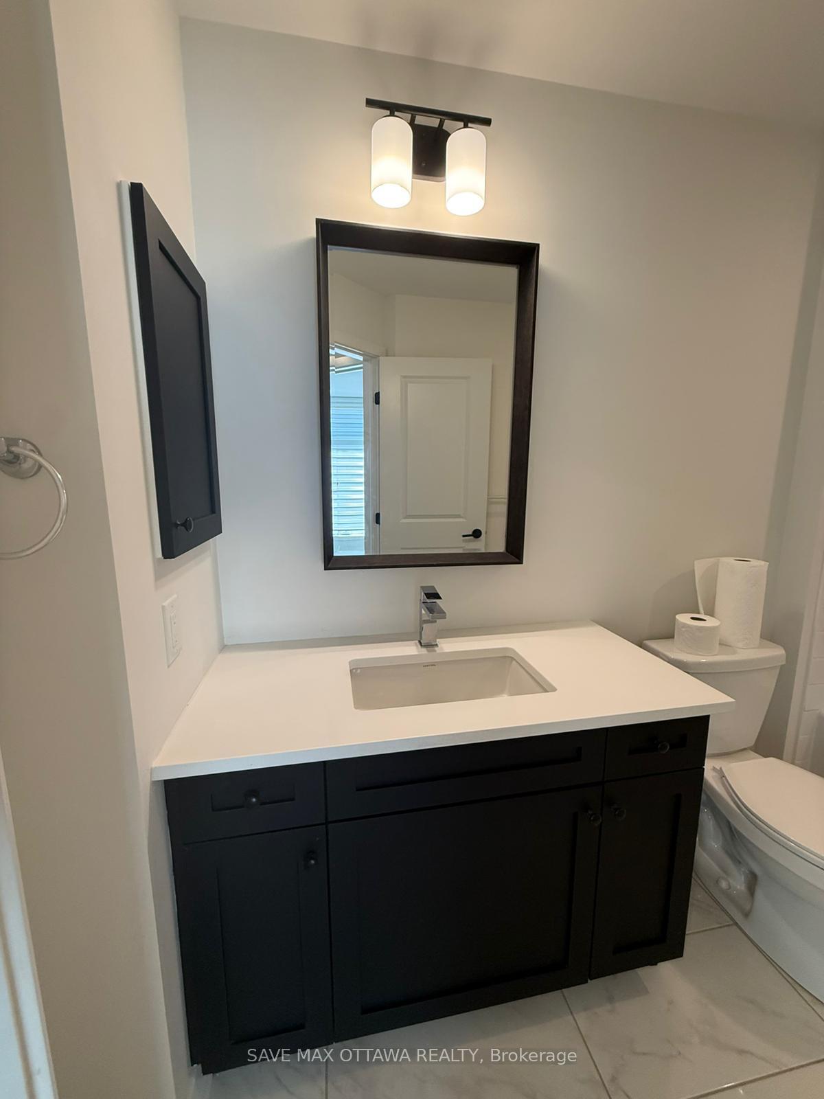 Photo 19 of 92 Longworth Avenue, Ottawa, Leitrim — HOMEH