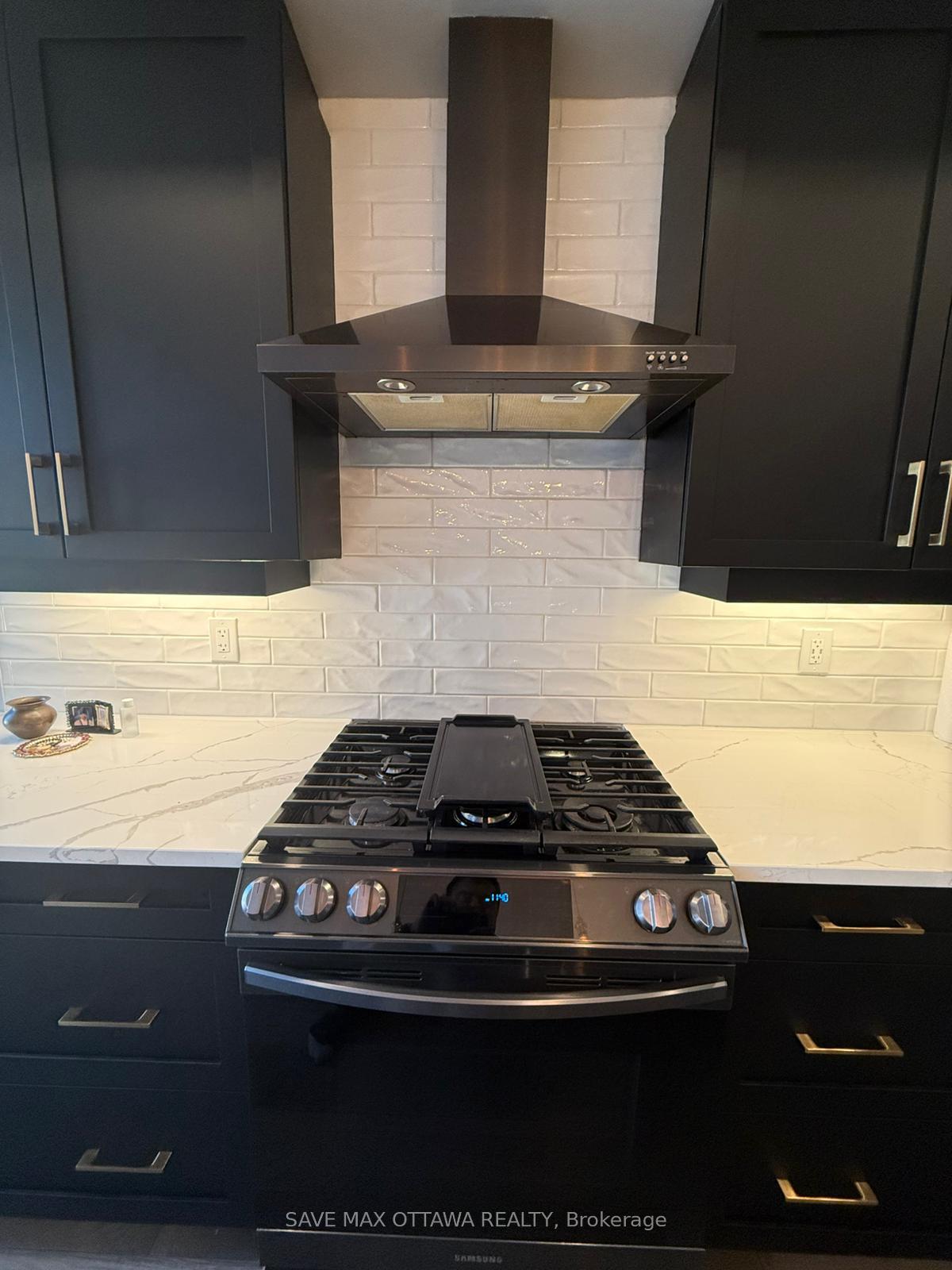 Photo 30 of 92 Longworth Avenue, Ottawa, Leitrim — HOMEH