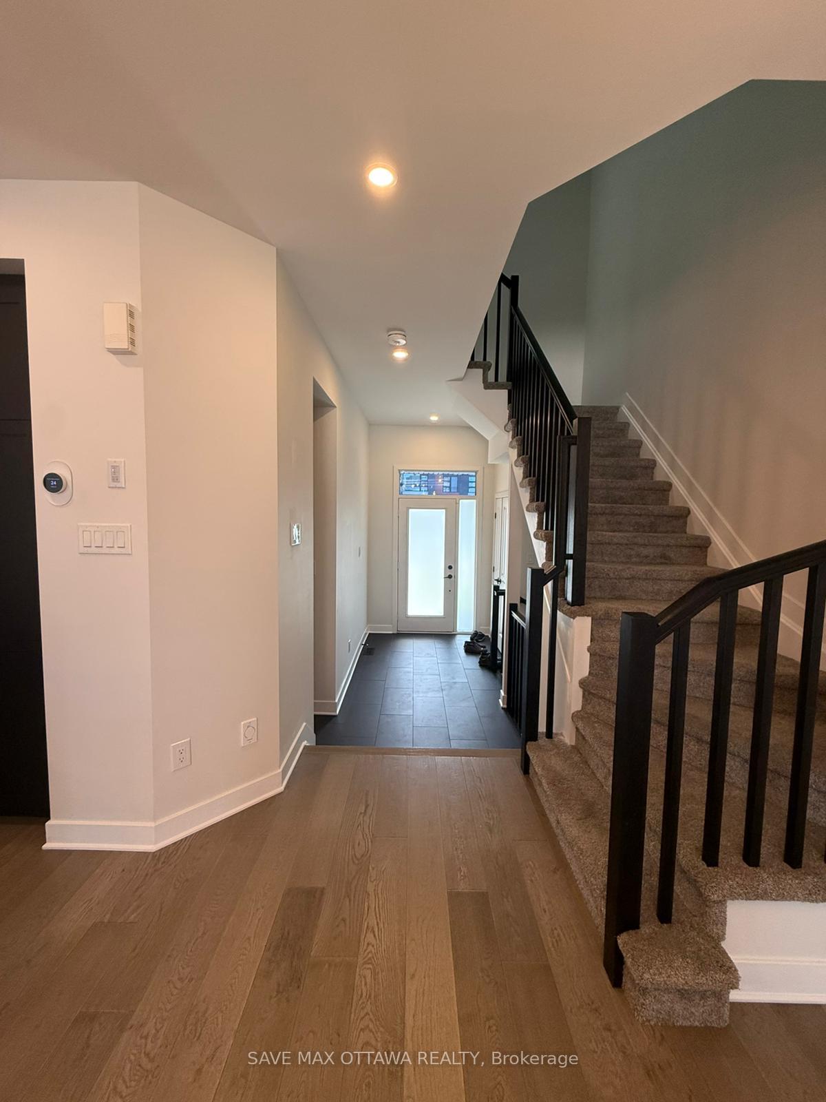Photo 41 of 92 Longworth Avenue, Ottawa, Leitrim — HOMEH