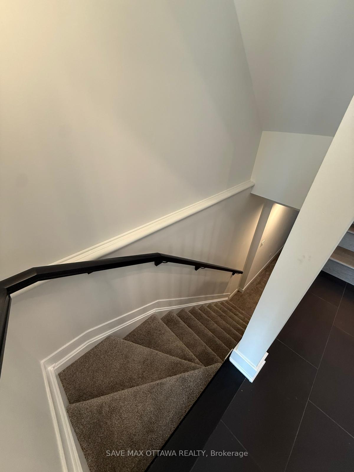Photo 45 of 92 Longworth Avenue, Ottawa, Leitrim — HOMEH
