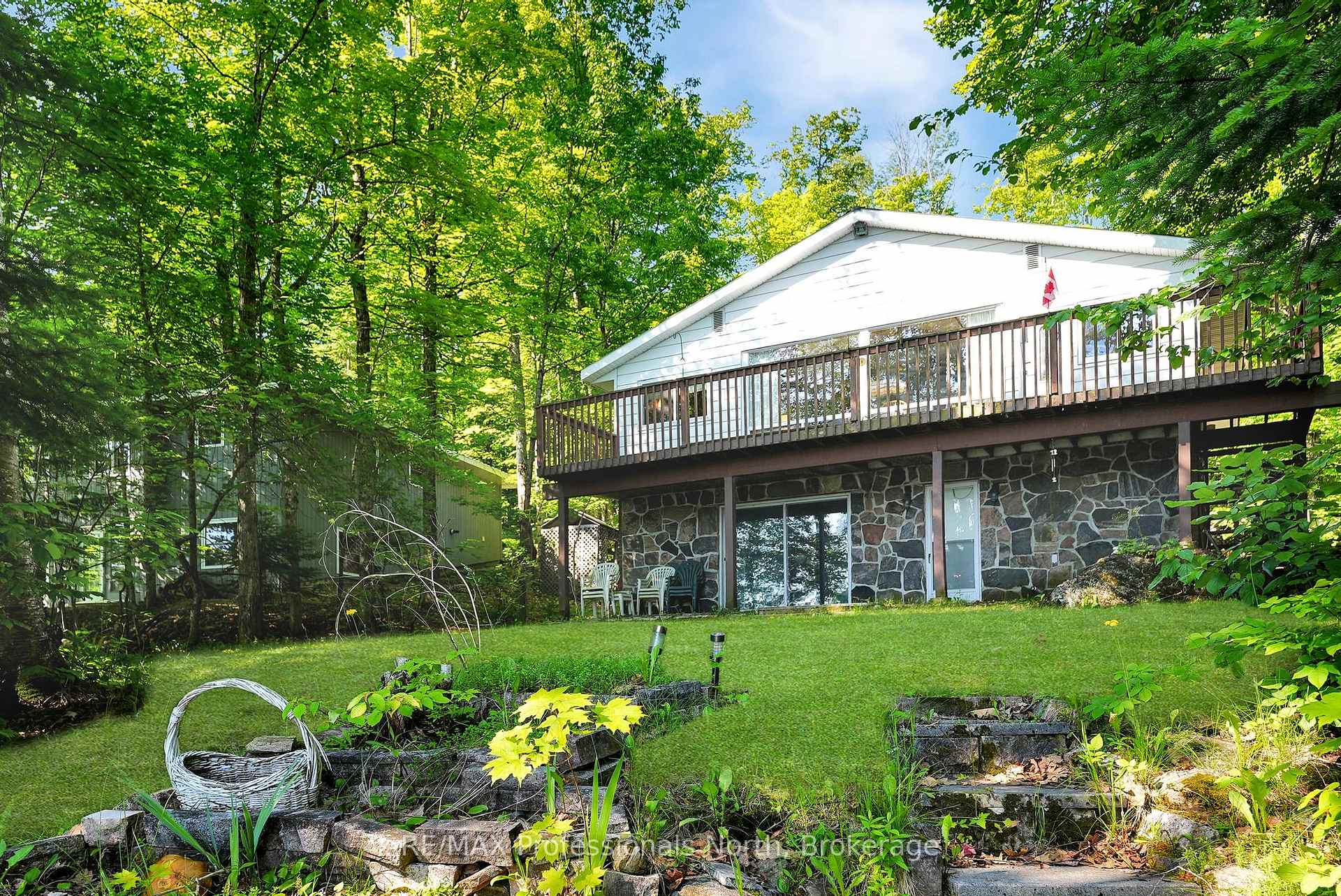 Photo 1 of 1005 Mohican Trail, Minden Hills, Minden — HOMEH