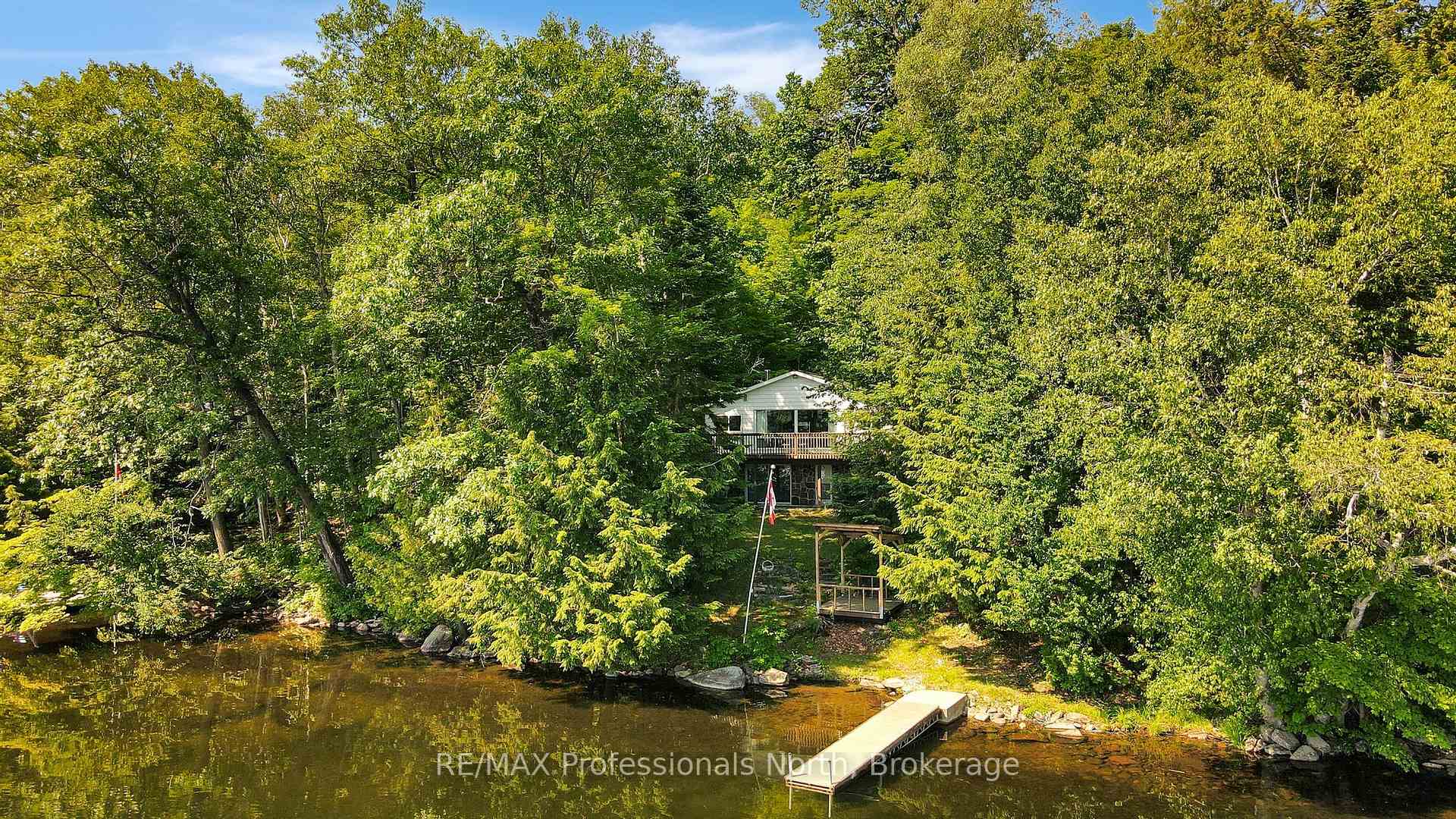 Photo 2 of 1005 Mohican Trail, Minden Hills, Minden — HOMEH
