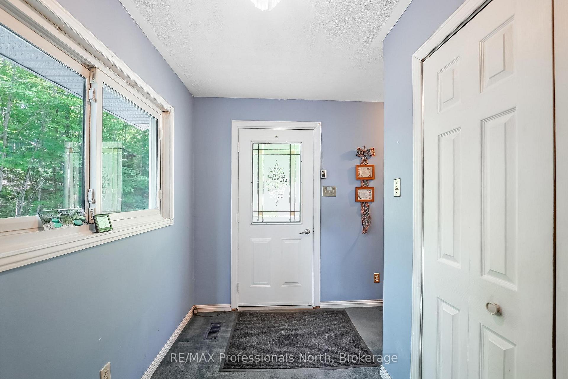 Photo 7 of 1005 Mohican Trail, Minden Hills, Minden — HOMEH
