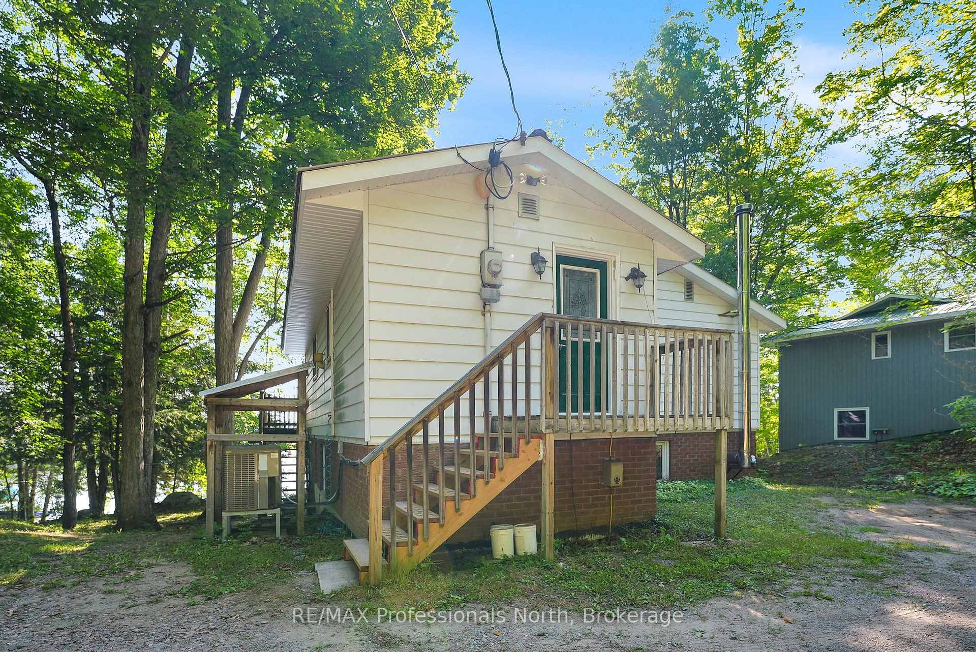 Photo 35 of 1005 Mohican Trail, Minden Hills, Minden — HOMEH