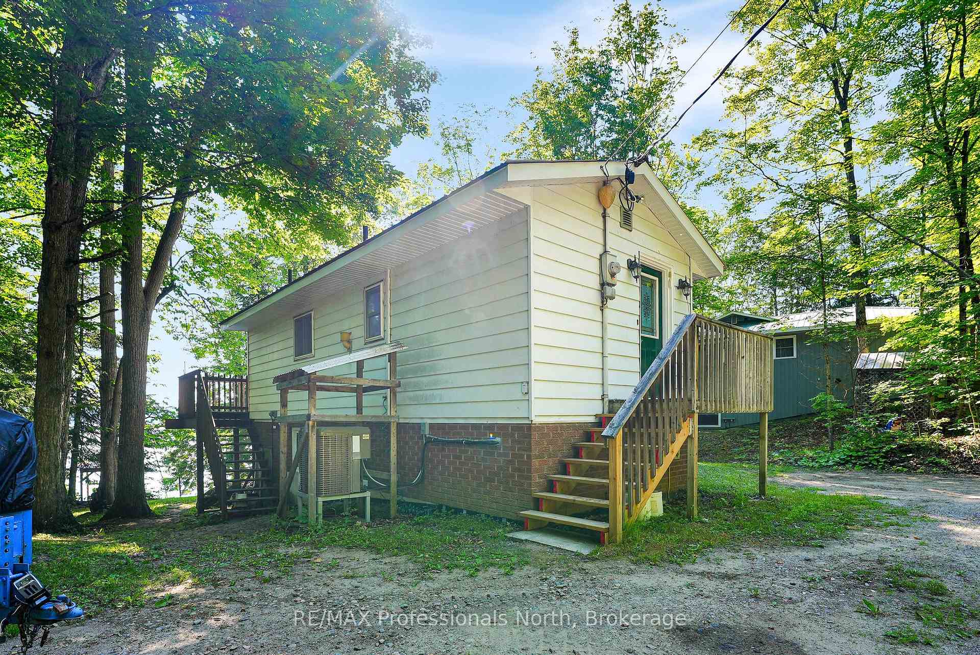 Photo 36 of 1005 Mohican Trail, Minden Hills, Minden — HOMEH